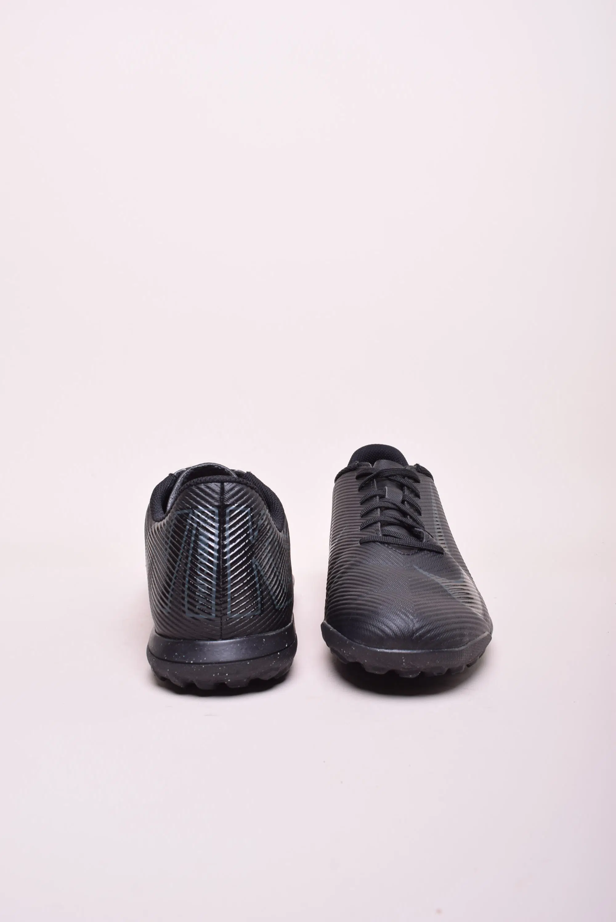 Ghete fotbal barbati Mercurial Vapor 16 Club [3]