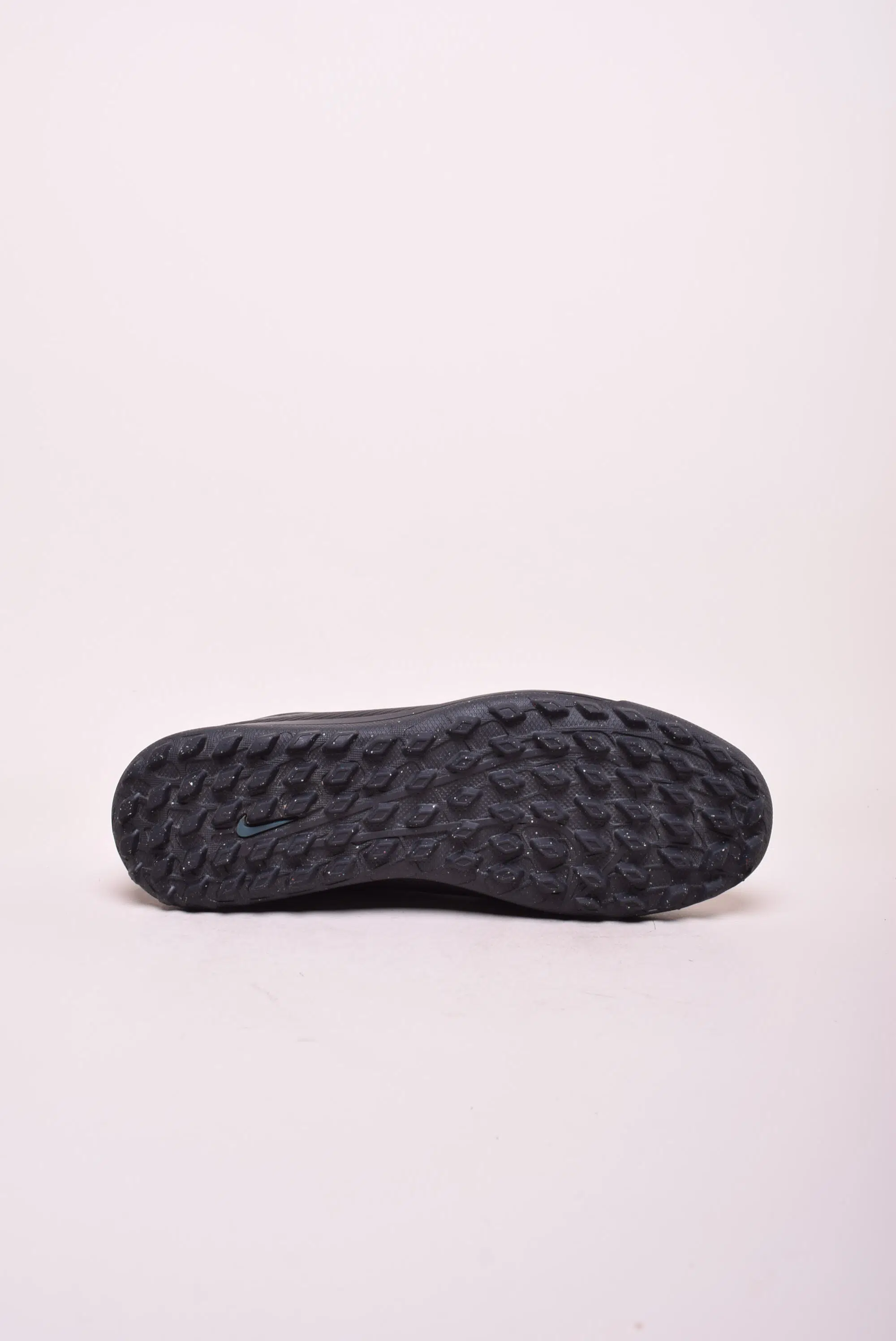 Ghete fotbal barbati Mercurial Vapor 16 Club [2]