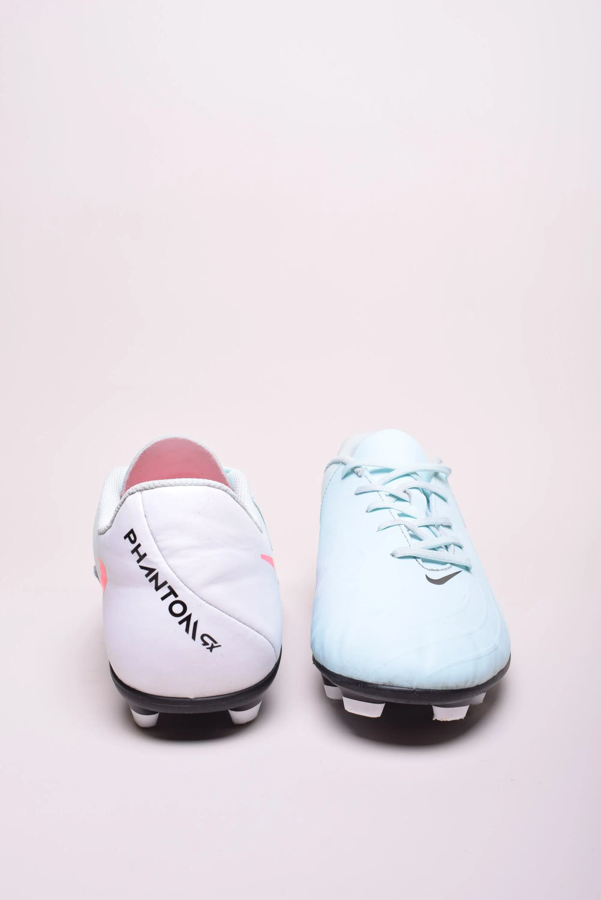 Ghete fotbal barbati Phantom GX II Club MG Mad Energy [3]