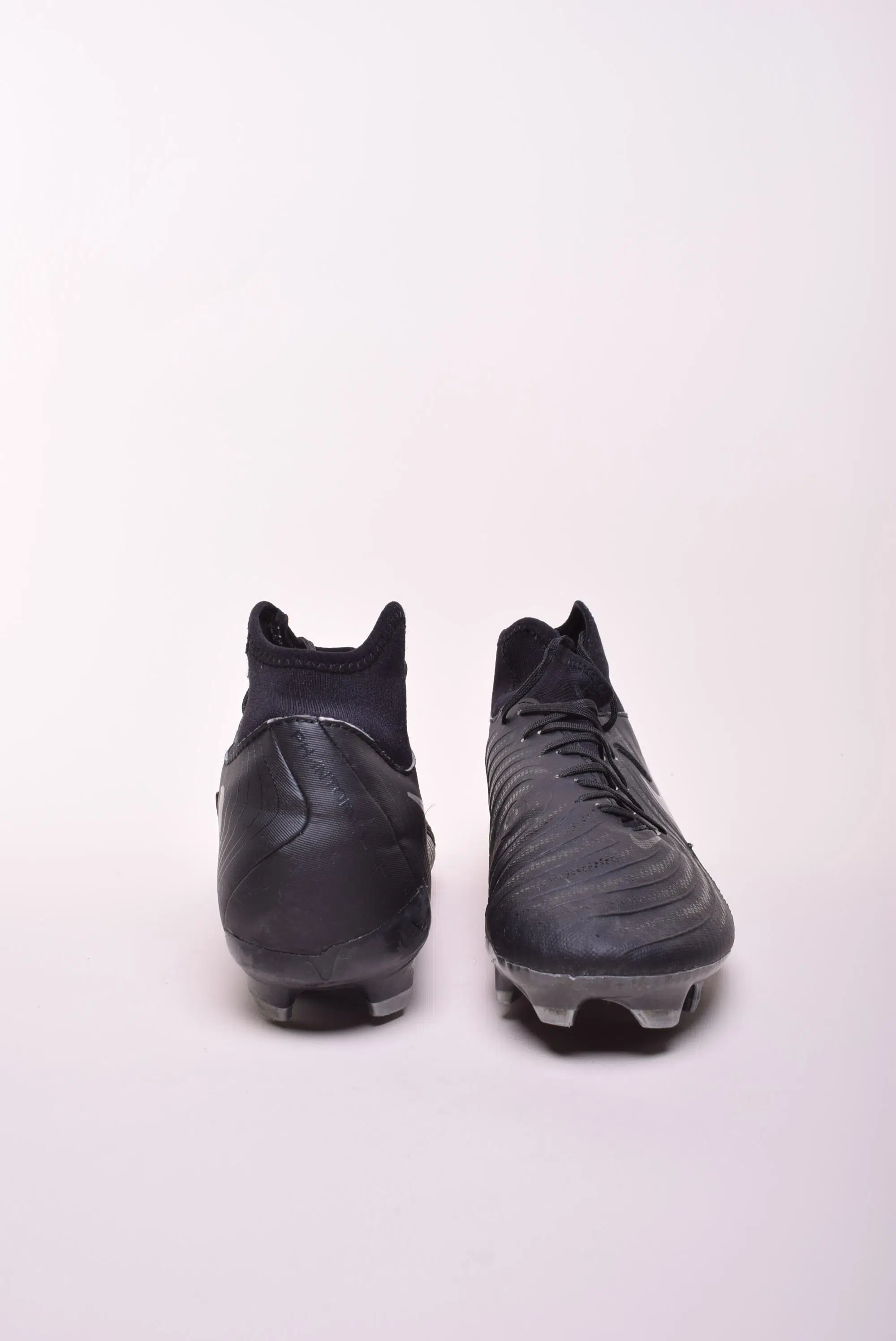 Ghete fotbal barbati Phantom Luna [3]