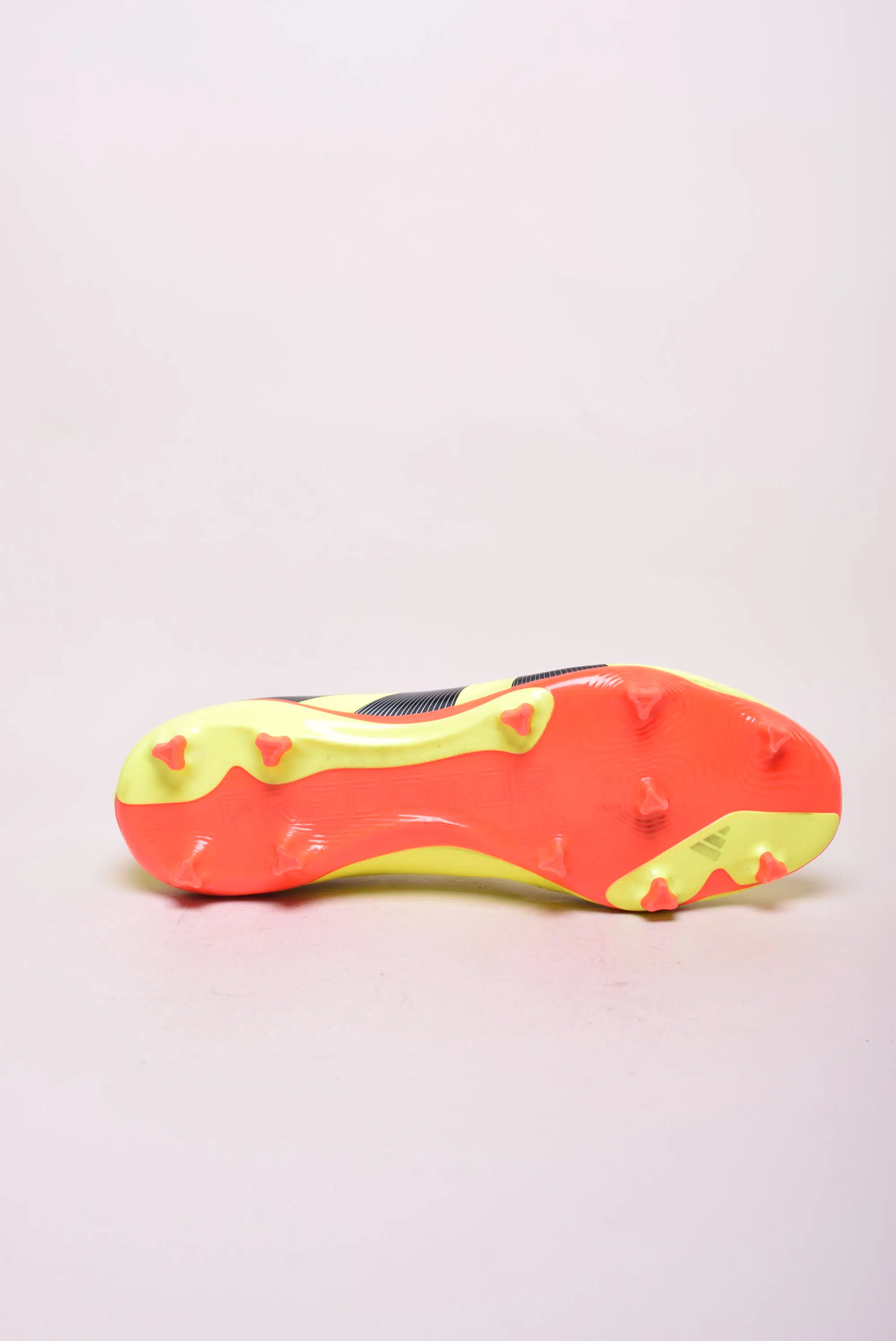 Ghete fotbal barbati Predator [2]