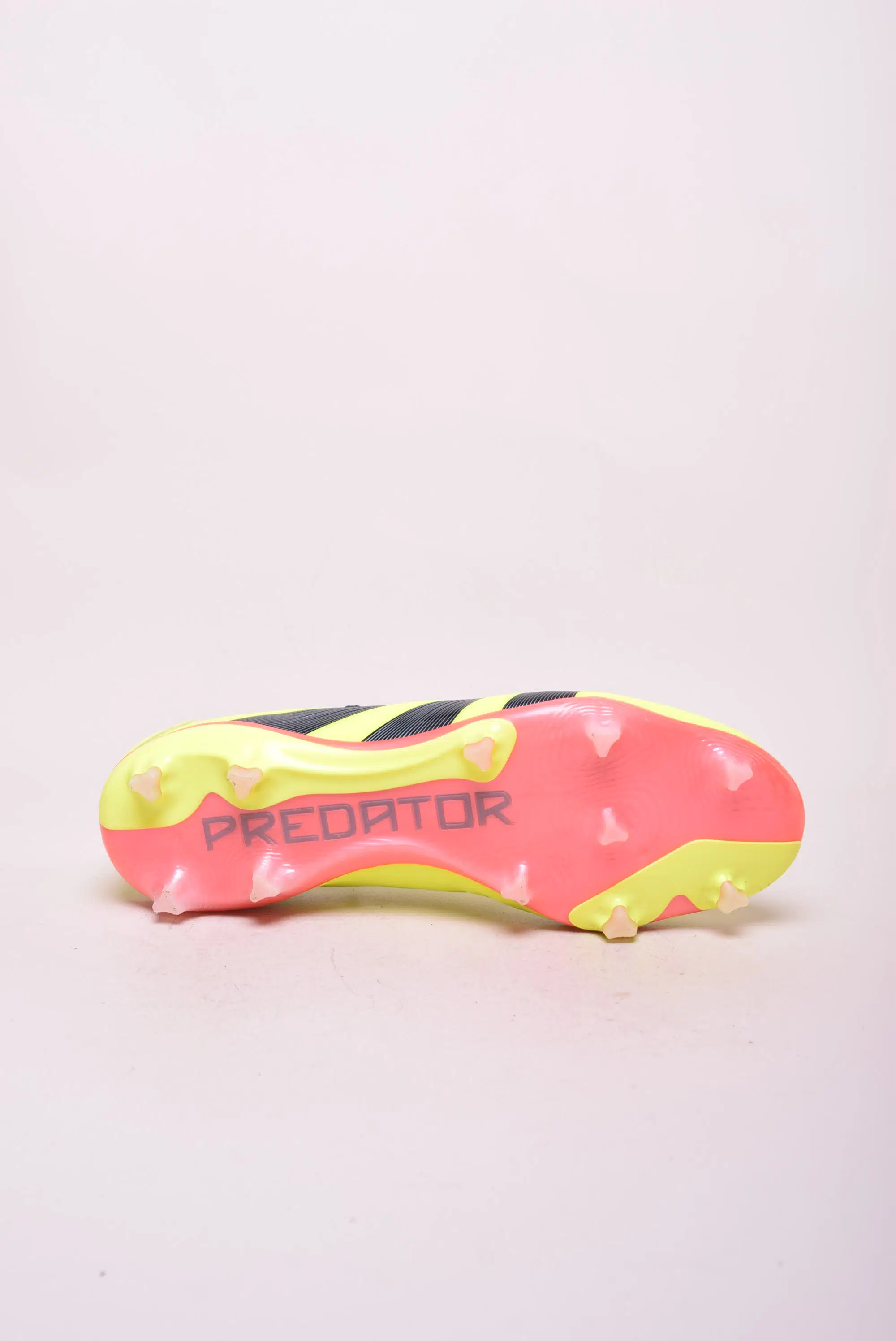 Ghete fotbal barbati Predator [2]