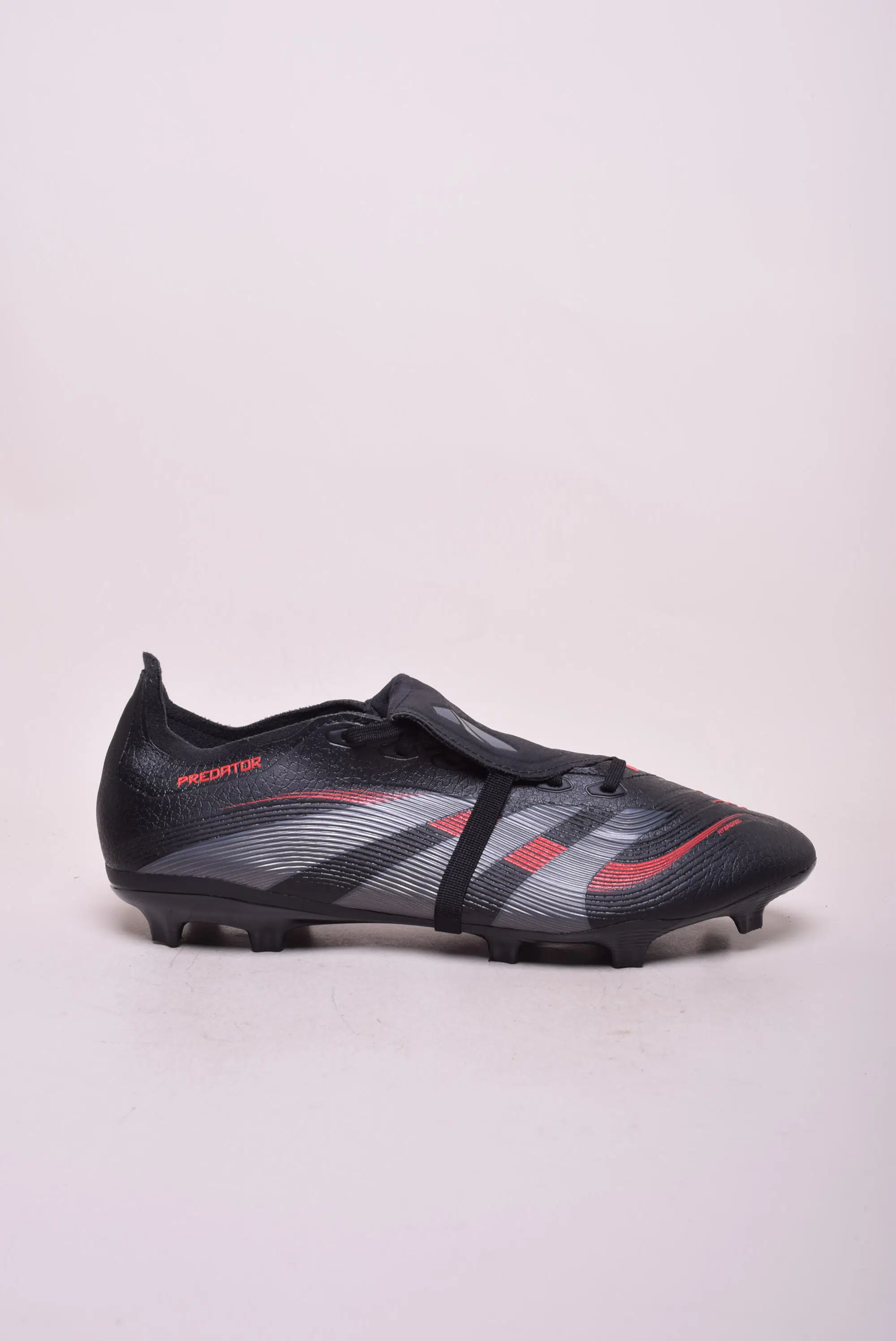 Ghete fotbal barbati Predator
