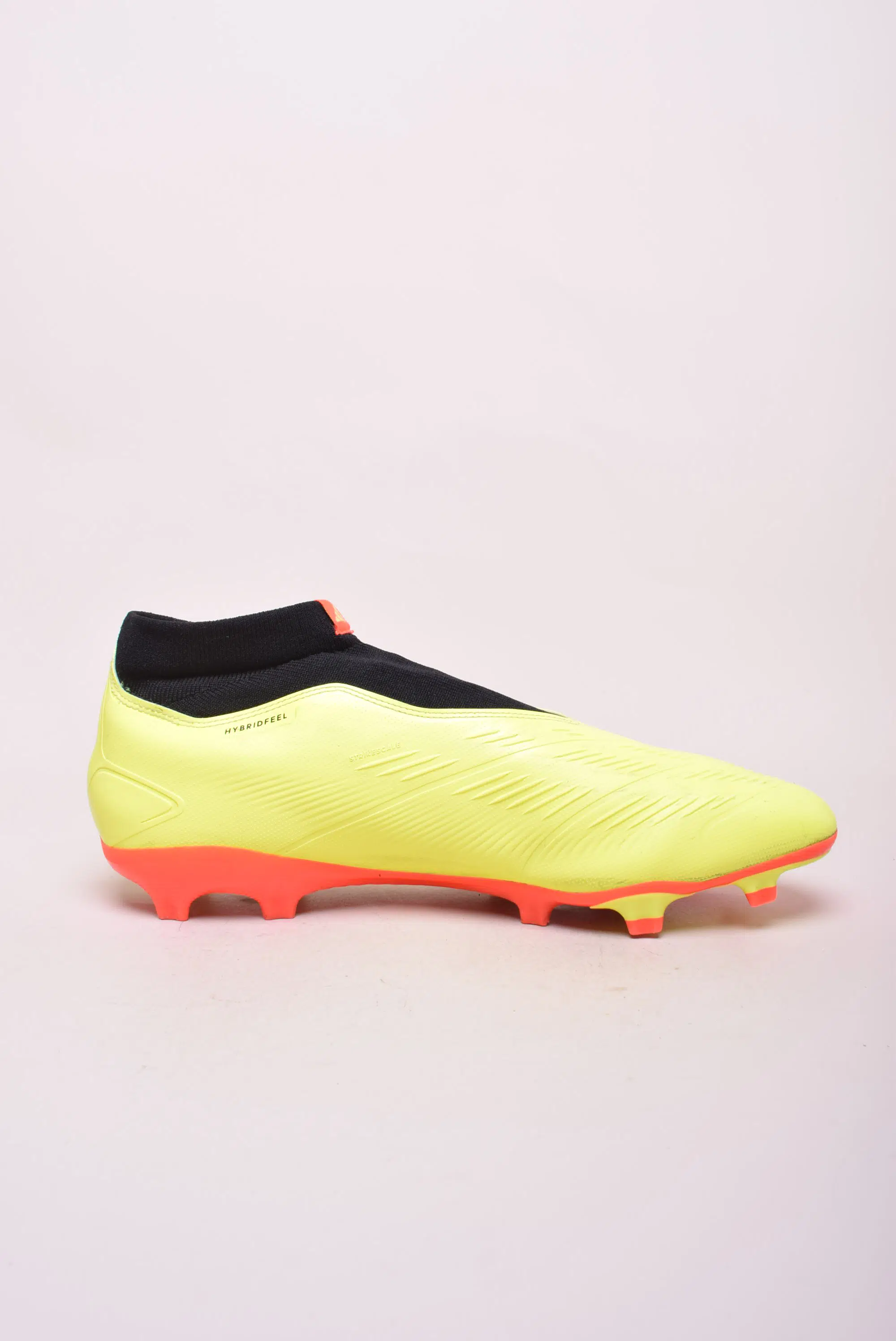 Ghete fotbal barbati Predator [4]