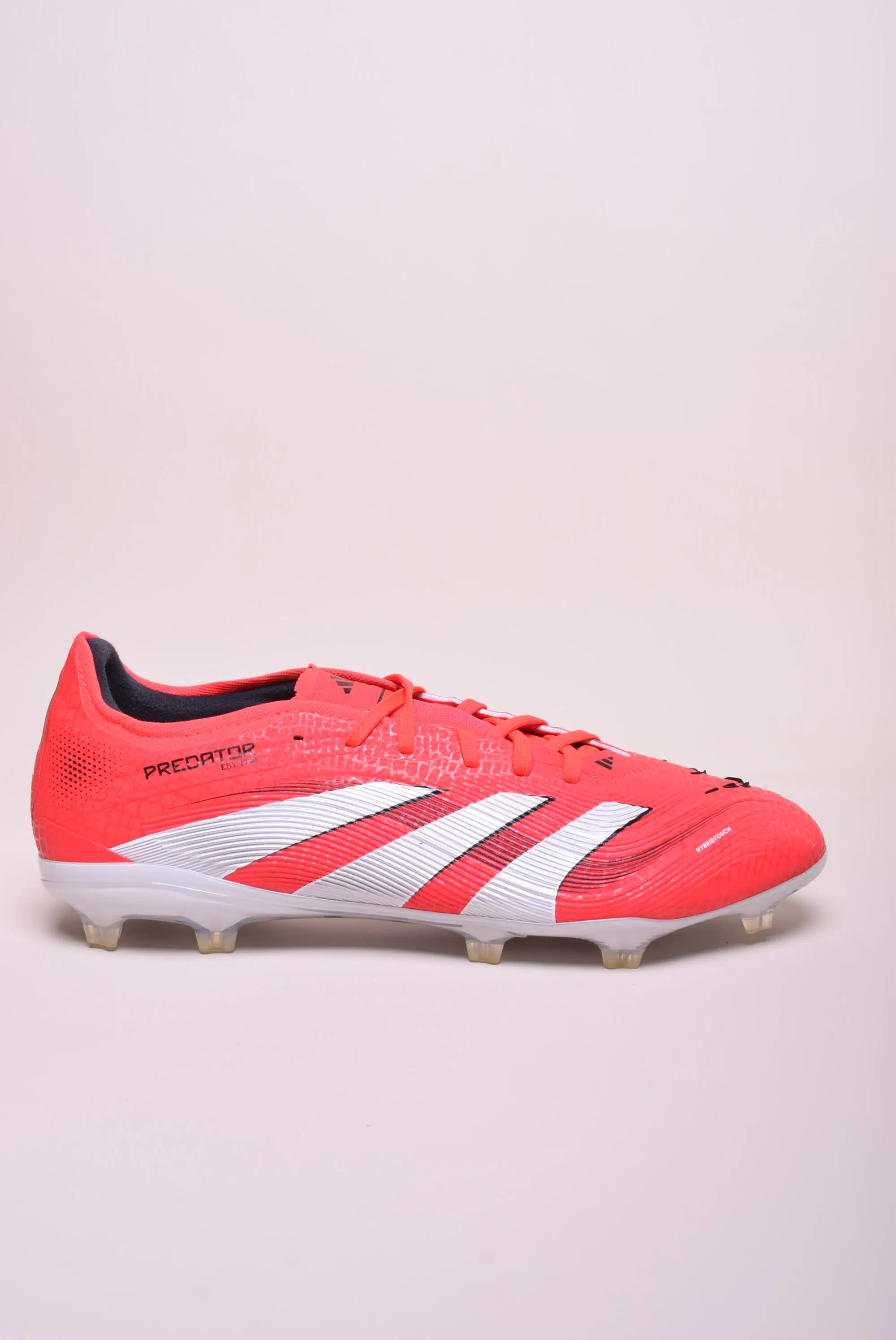 Ghete fotbal barbati Predator Pro FG [1]