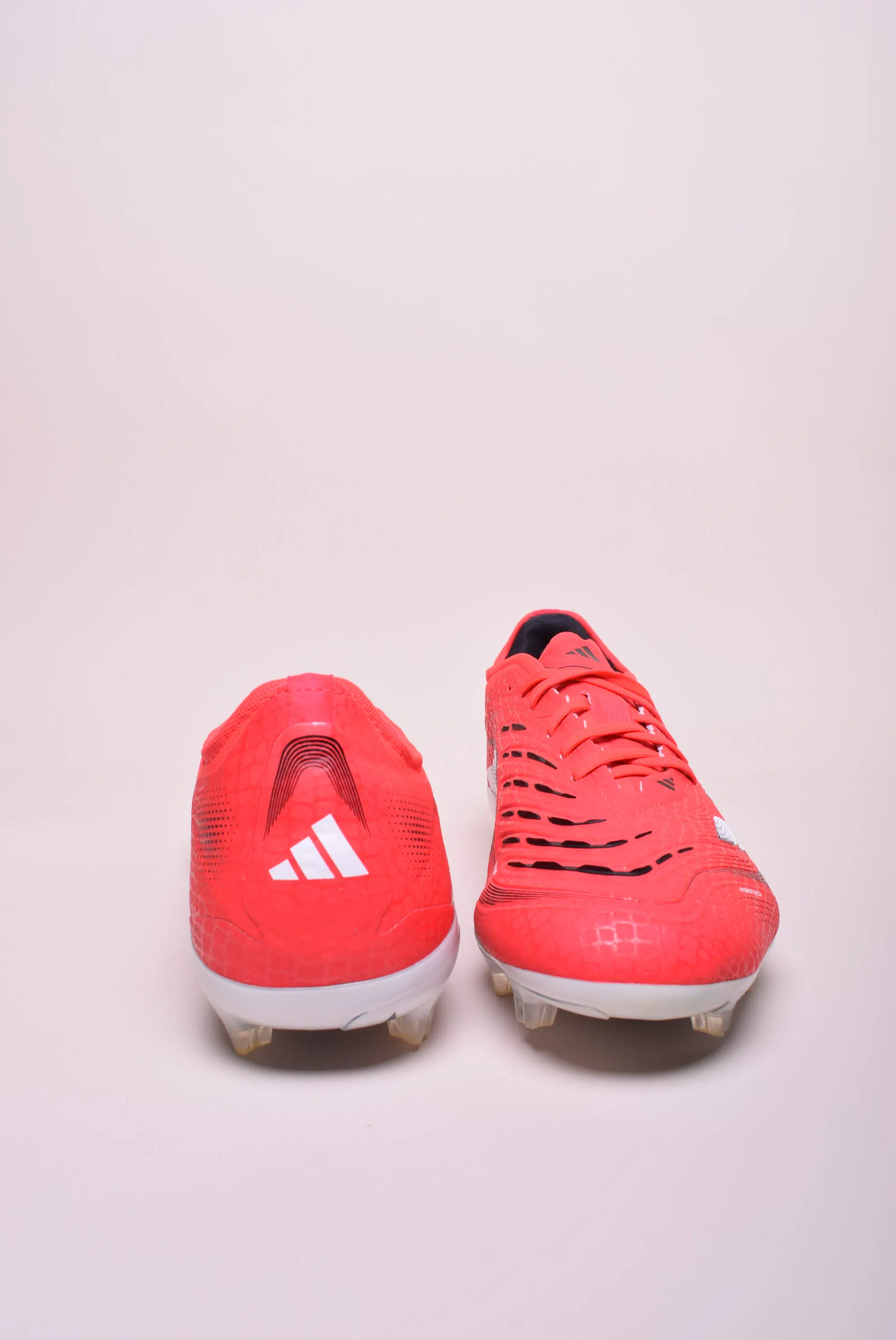 Ghete fotbal barbati Predator Pro FG [3]