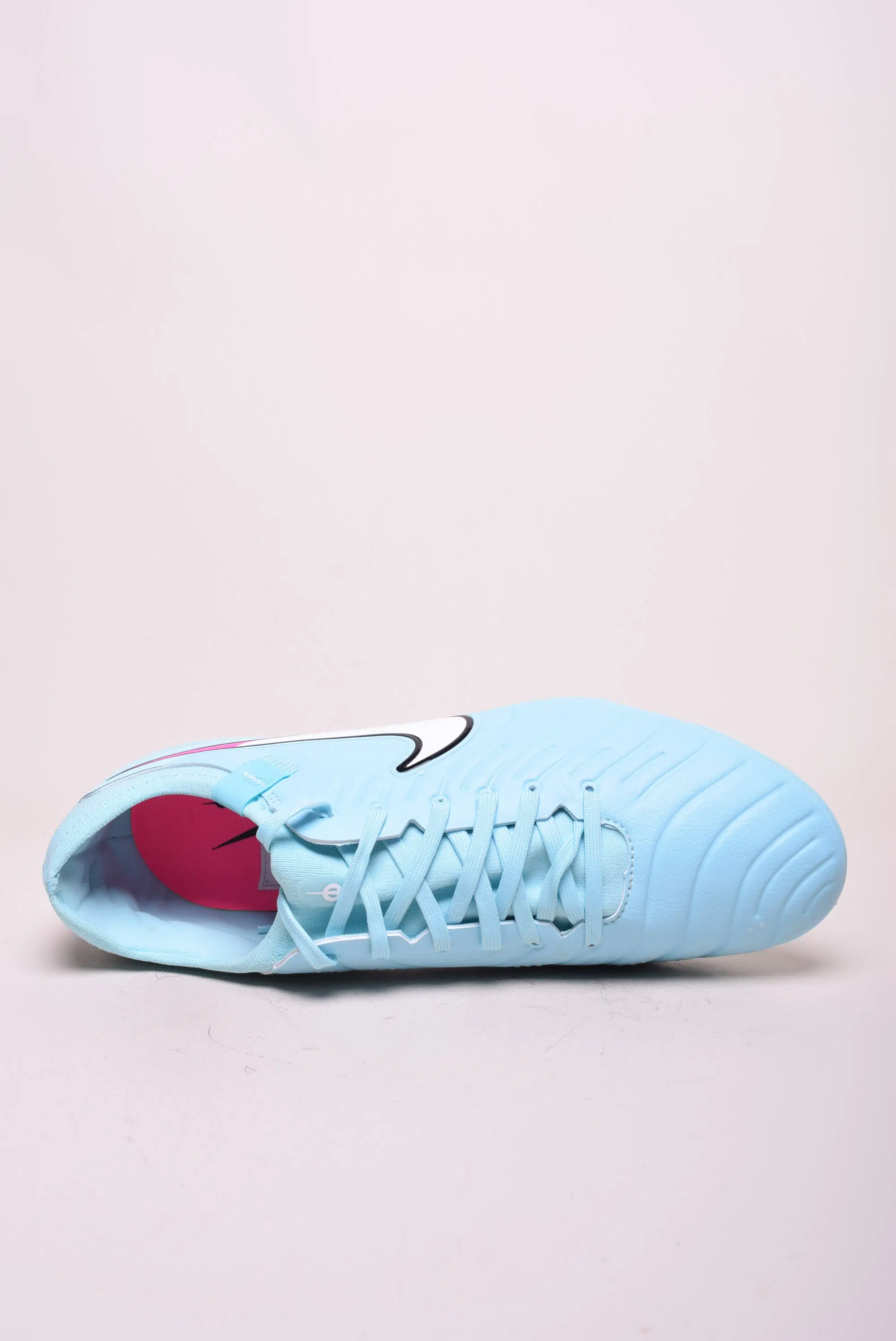 Ghete fotbal barbati Tiempo Legend 10 Pro [4]