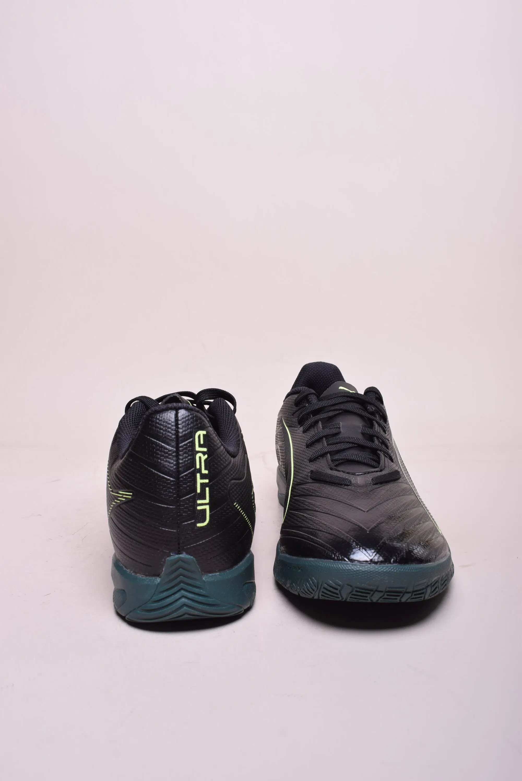 Ghete fotbal barbati Ultra 6 Play IT [3]