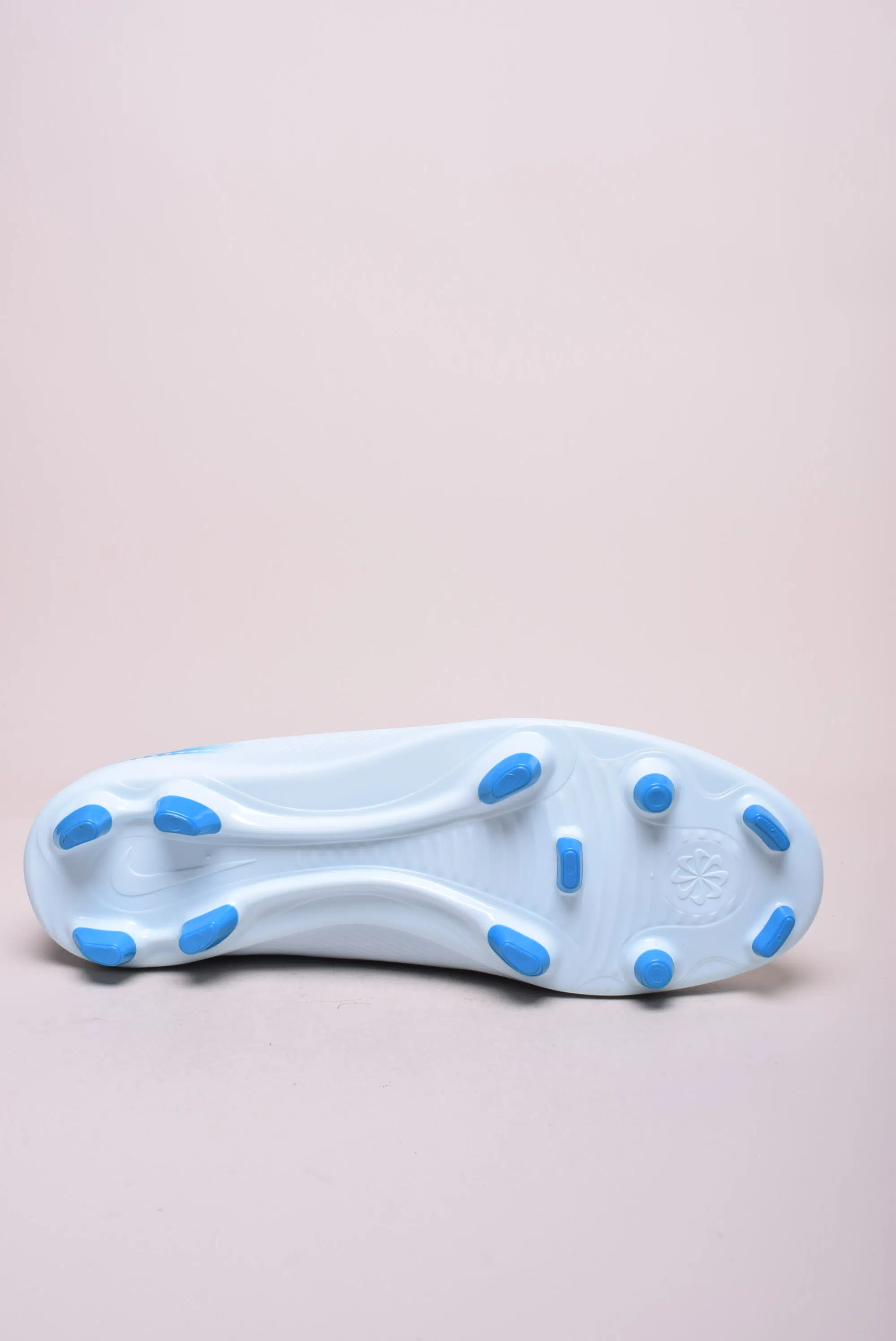 Ghete fotbal barbati Vapor 16 Club FG/MG [2]