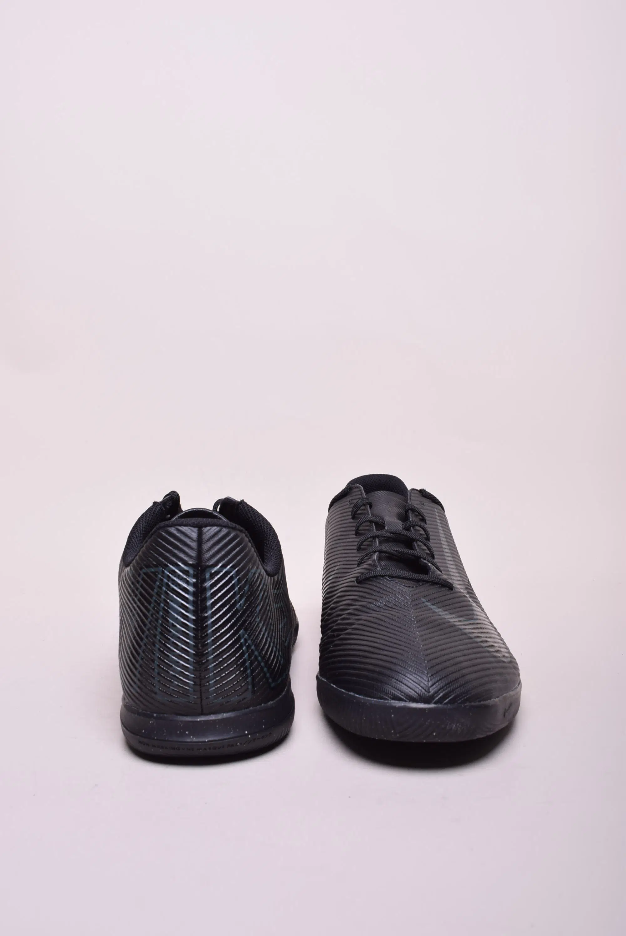 Ghete fotbal barbati Vapor 16 Club IC [3]