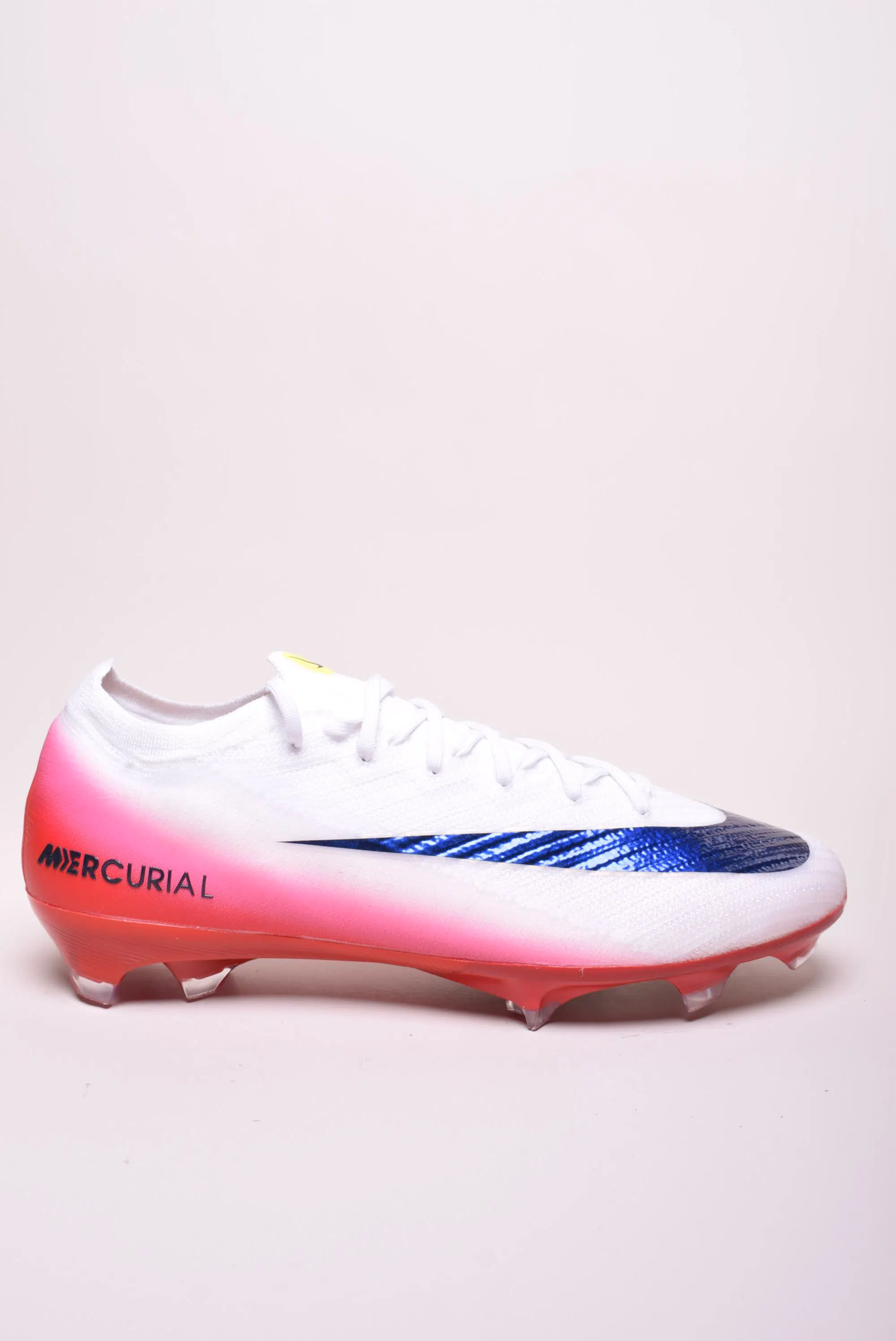 Ghete fotbal barbati ZM Vapor 16 Elite FG LV8