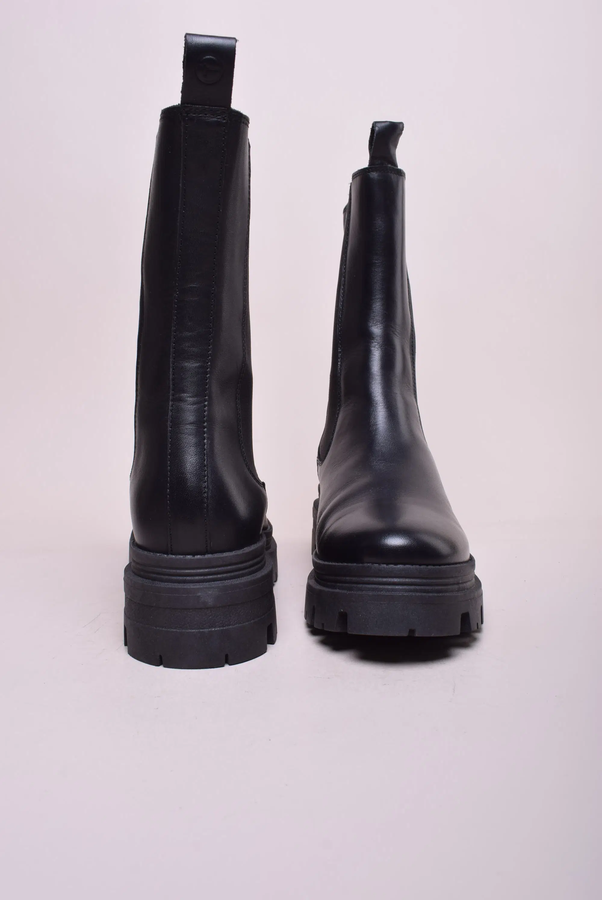 Ghete inalte dama captusite, cu platforma [3]