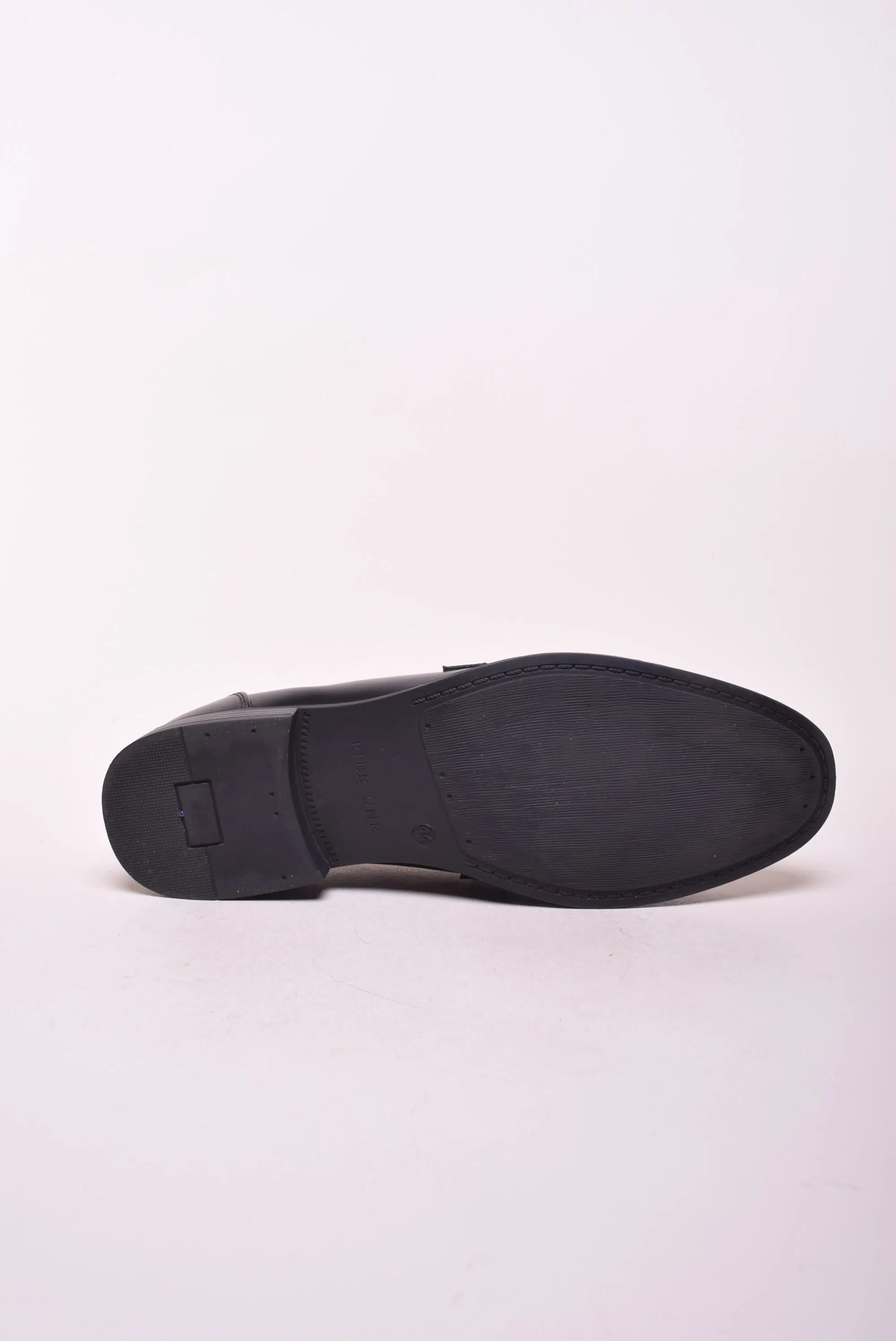 Mocasini barbati  [2]