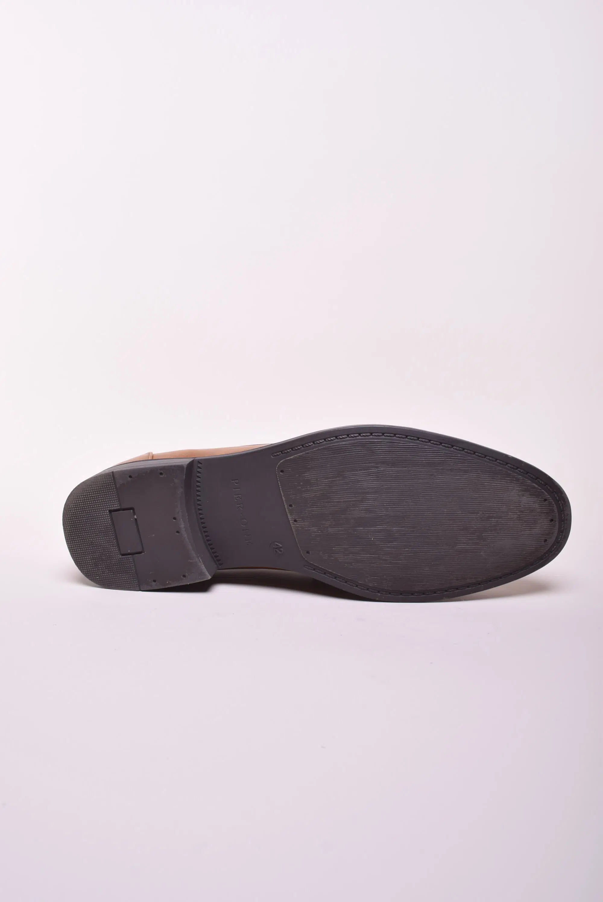 Mocasini barbati  [2]