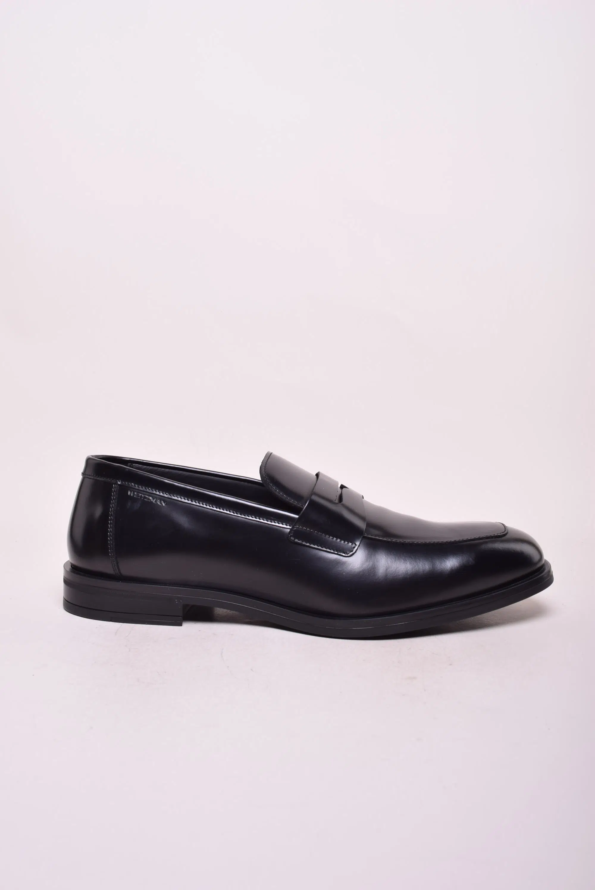 Mocasini barbati