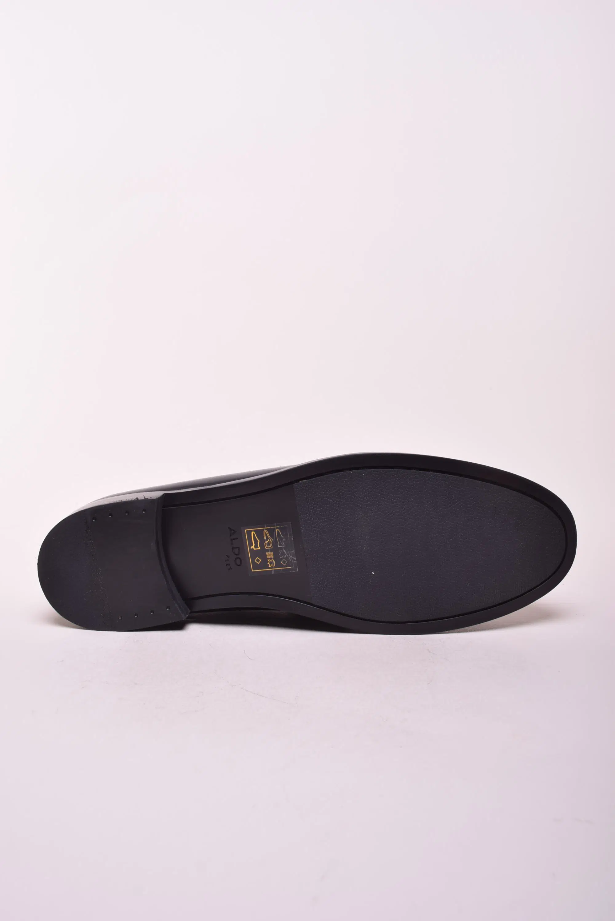 Mocasini barbati  [2]