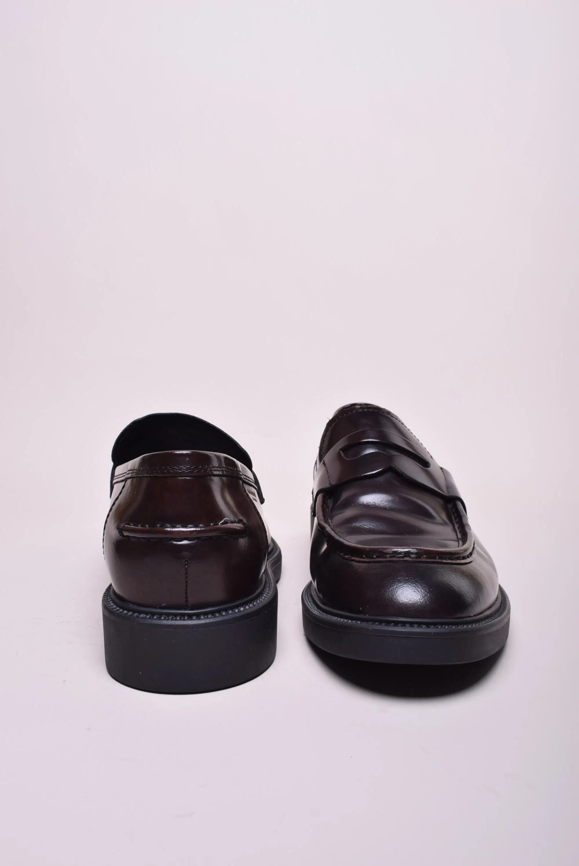 Mocasini barbati  [3]