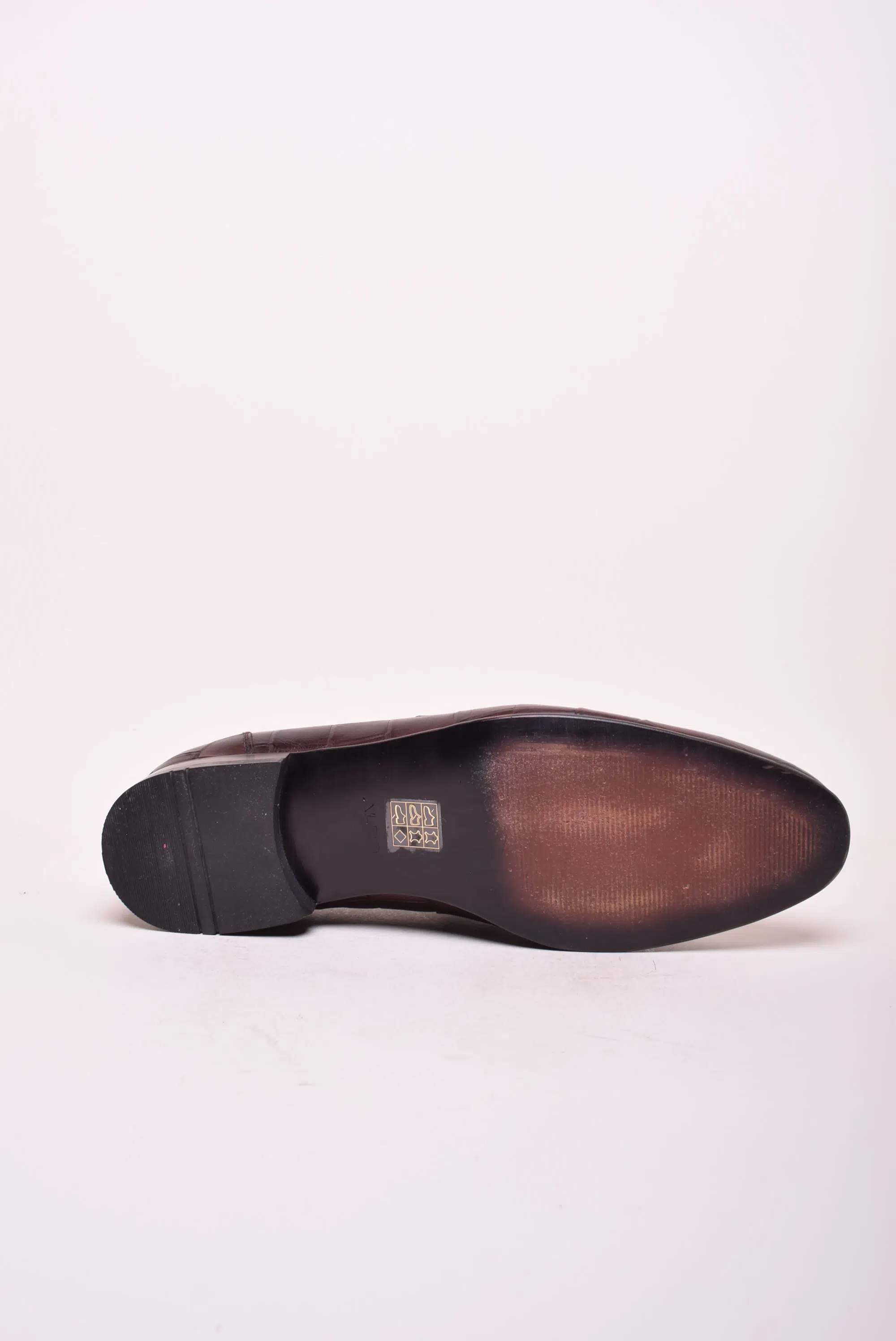 Mocasini barbati  [2]