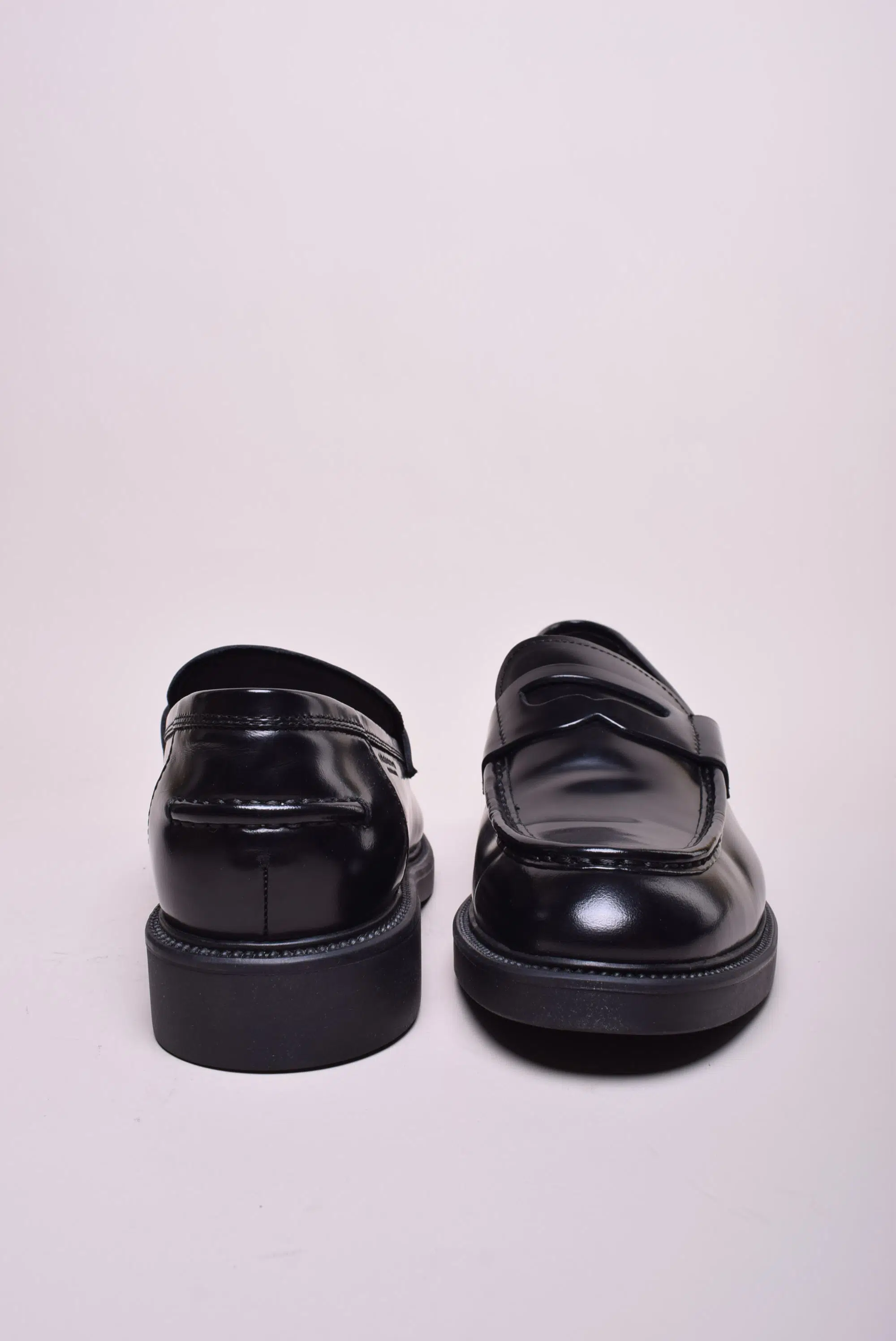 Mocasini barbati  [3]