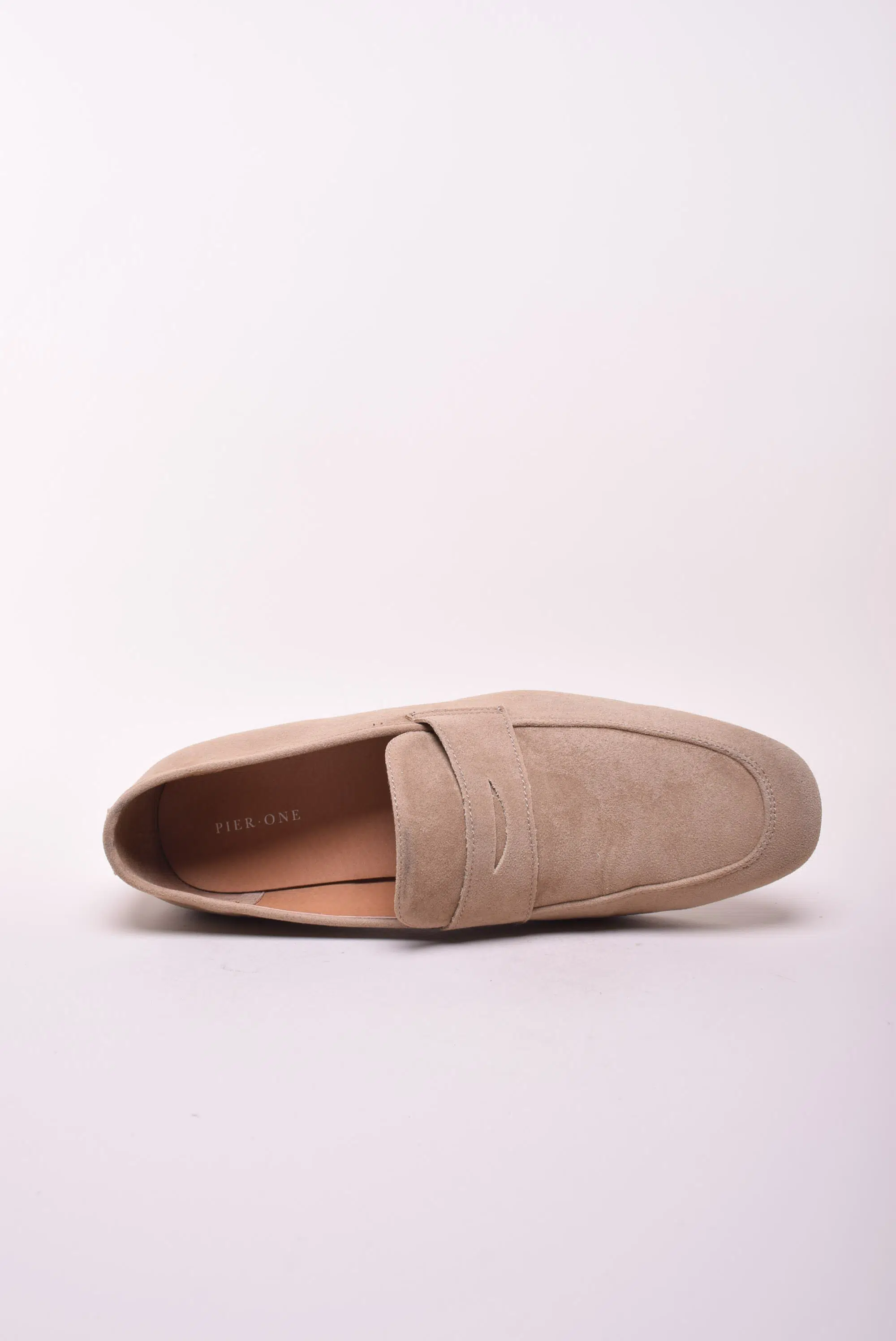Mocasini barbati [4]