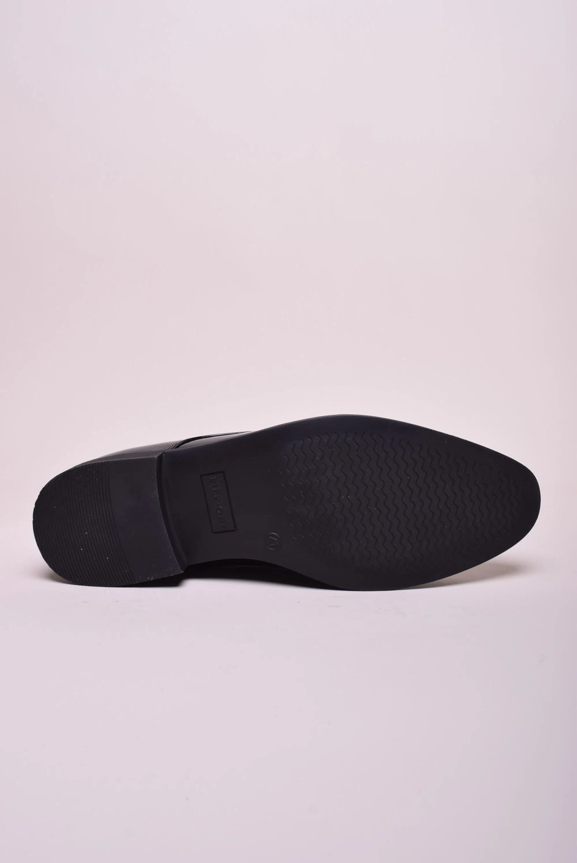 Pantofi barbati lacuiti [2]