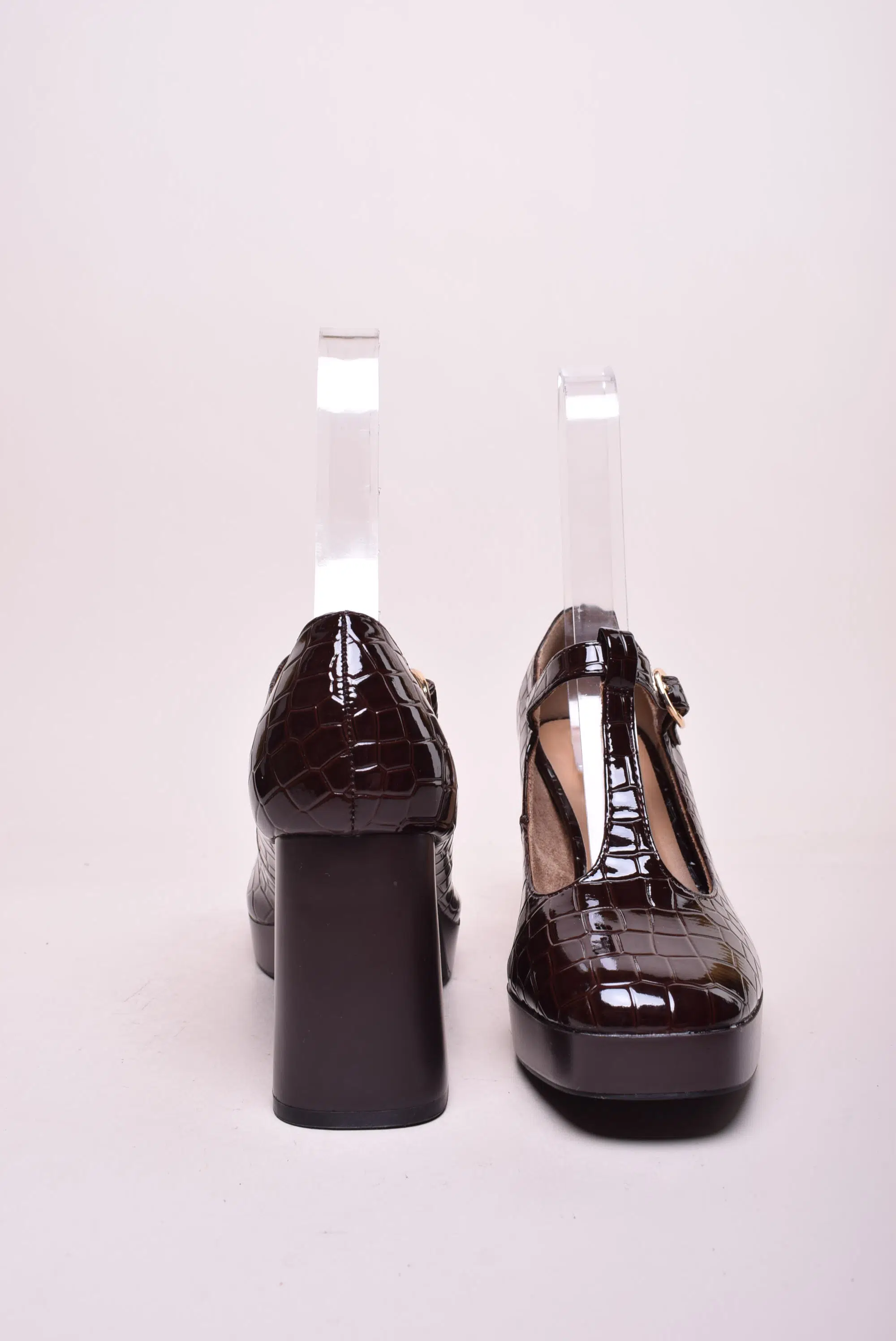 Pantofi dama cu platforma, lacuiti [3]