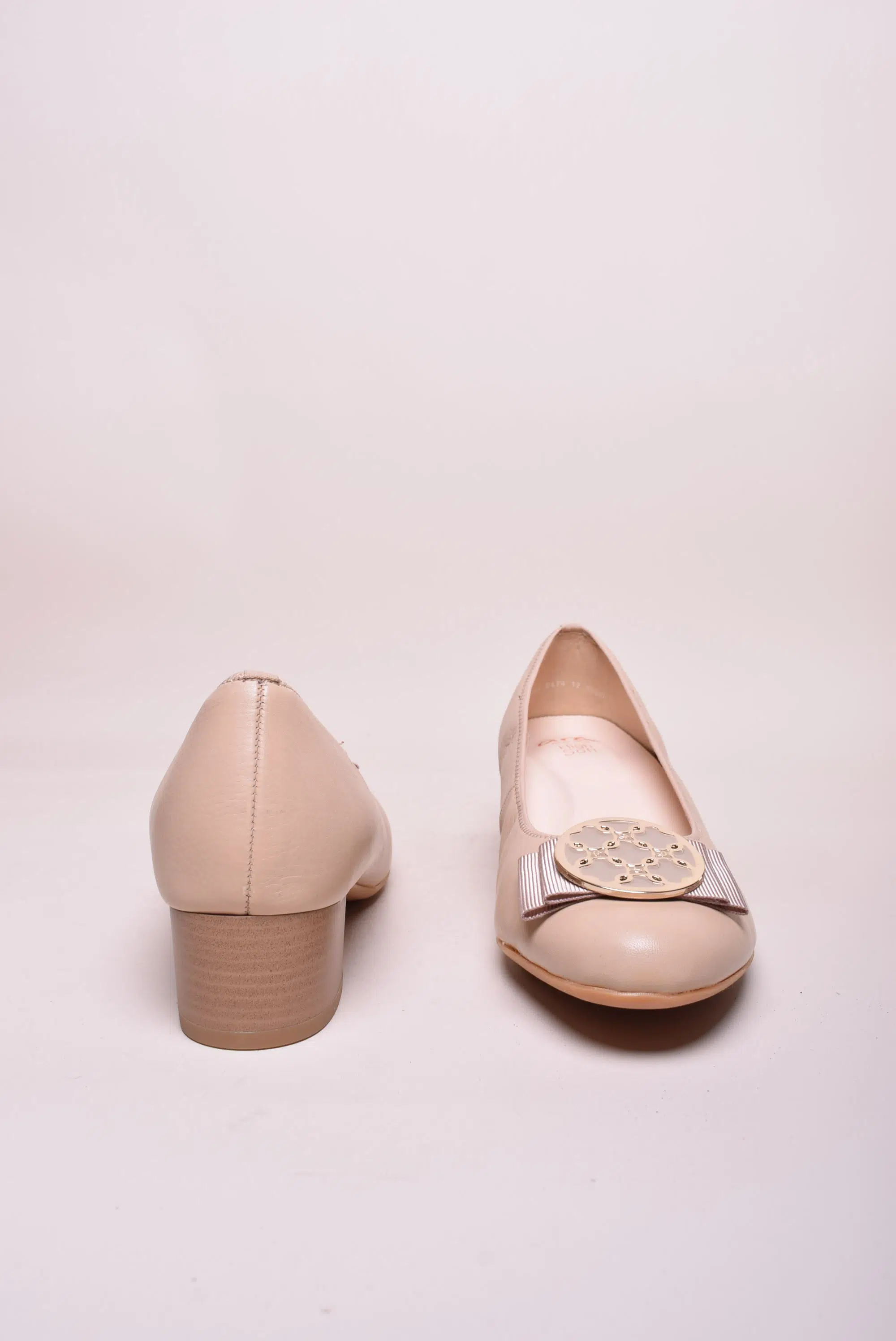 Pantofi dama eleganti [3]