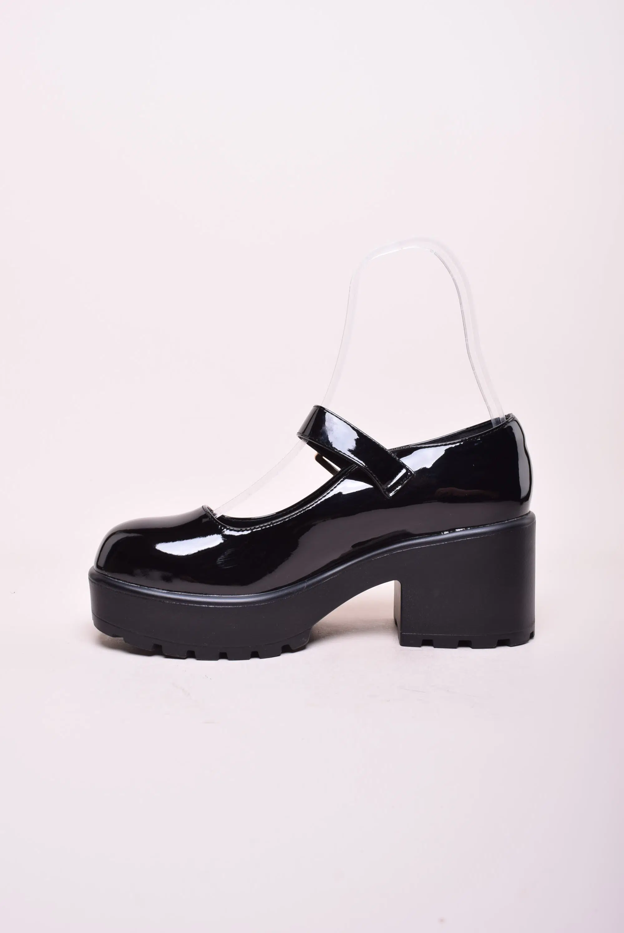 Pantofi dama lacuiti, cu platforma [4]