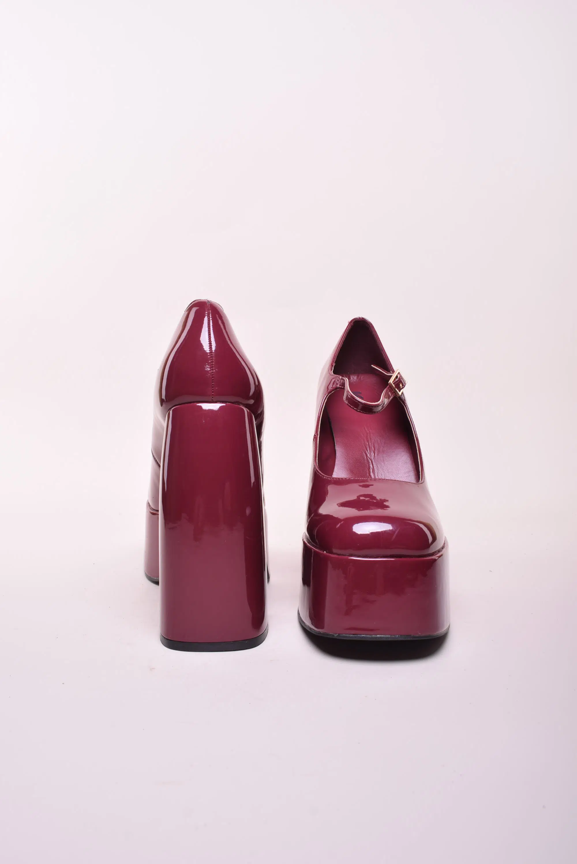 Pantofi dama lacuiti, cu platforma [3]