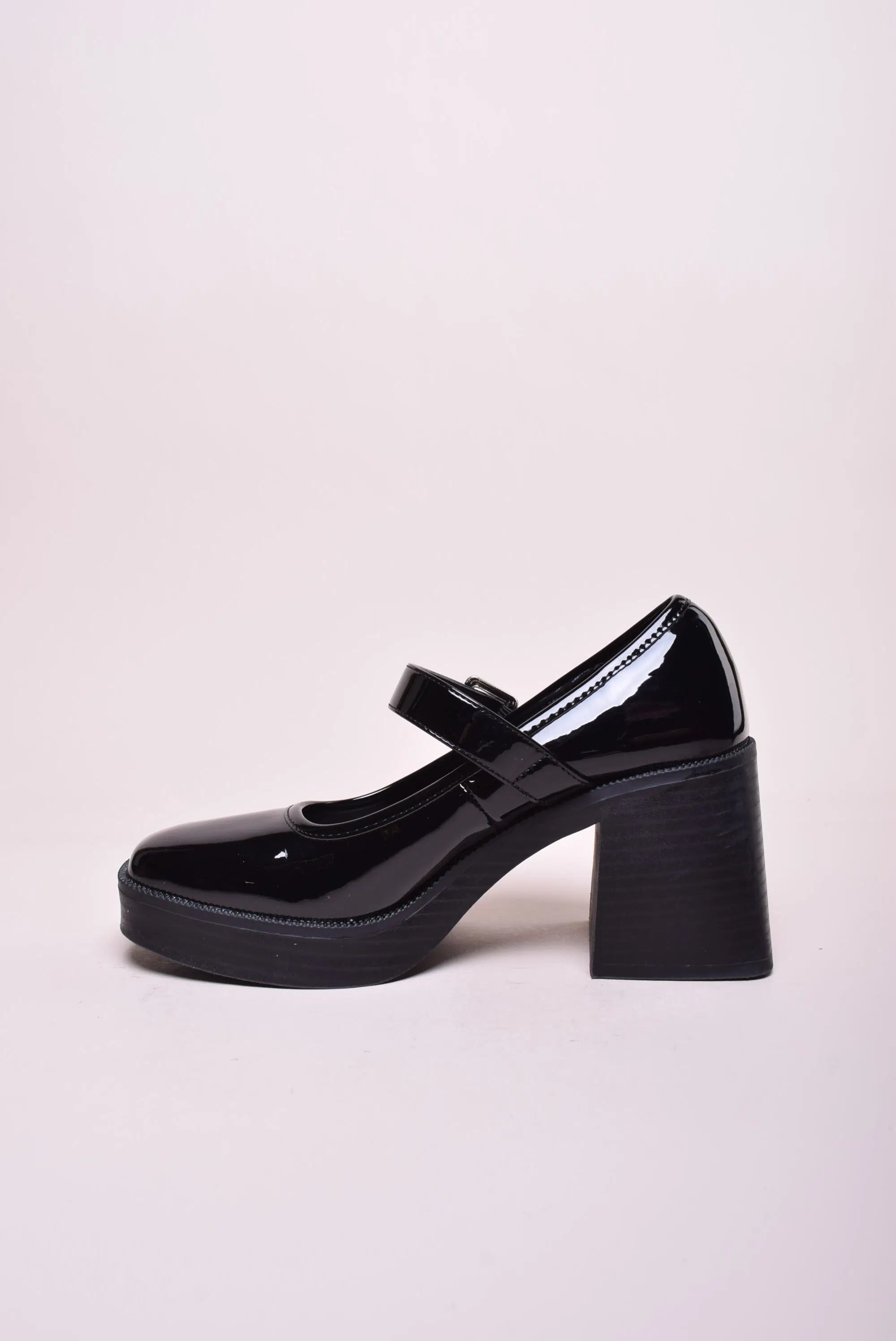 Pantofi dama lacuiti, cu platforma [4]