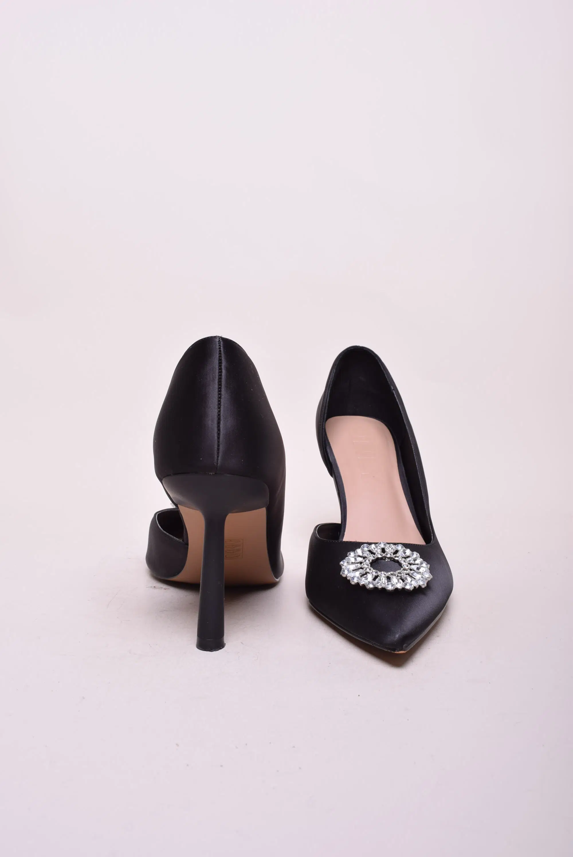 Pantofi dama stiletto cu pietricele, decupati [3]