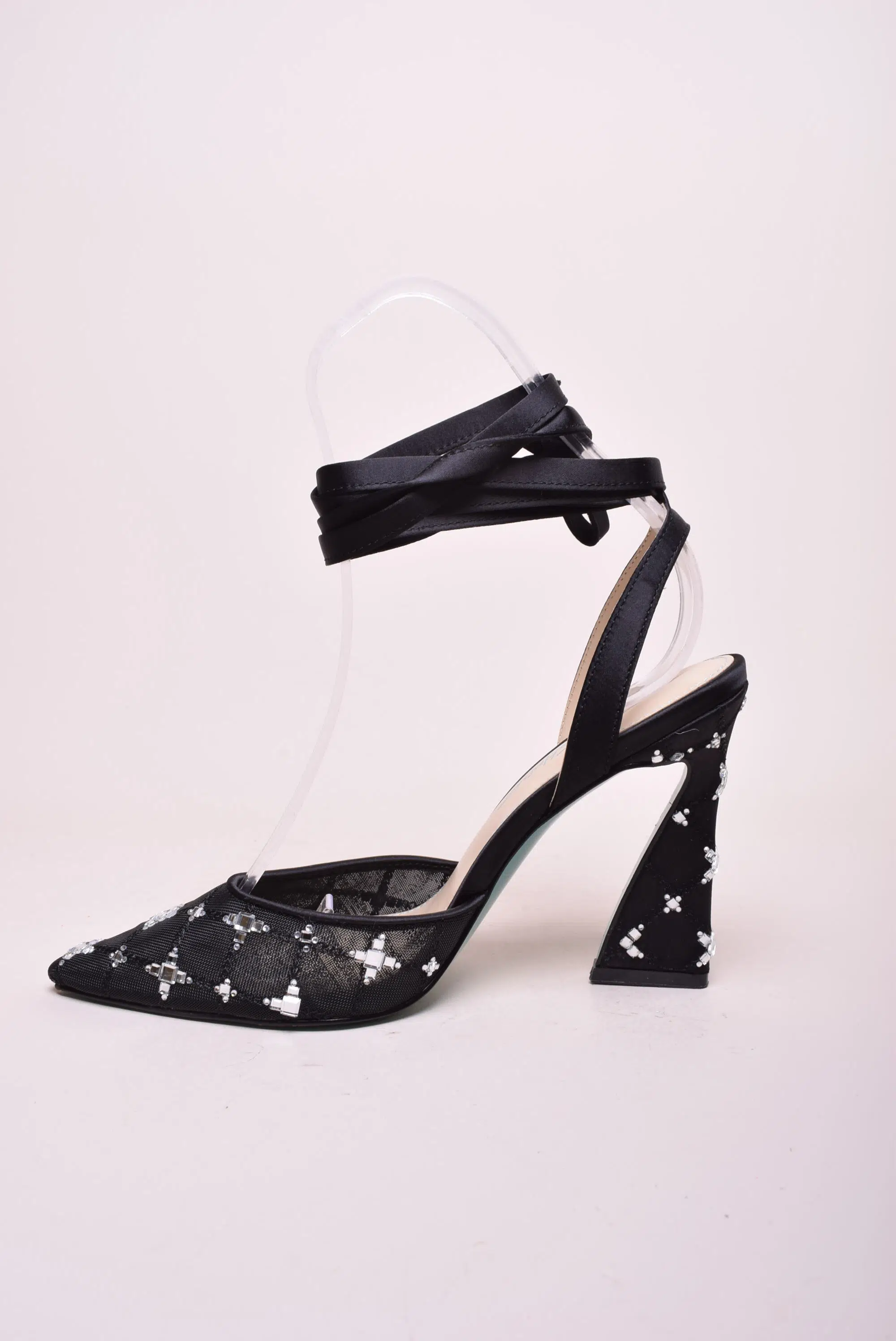 Pantofi dama stiletto cu pietricele, decupati in spate [4]