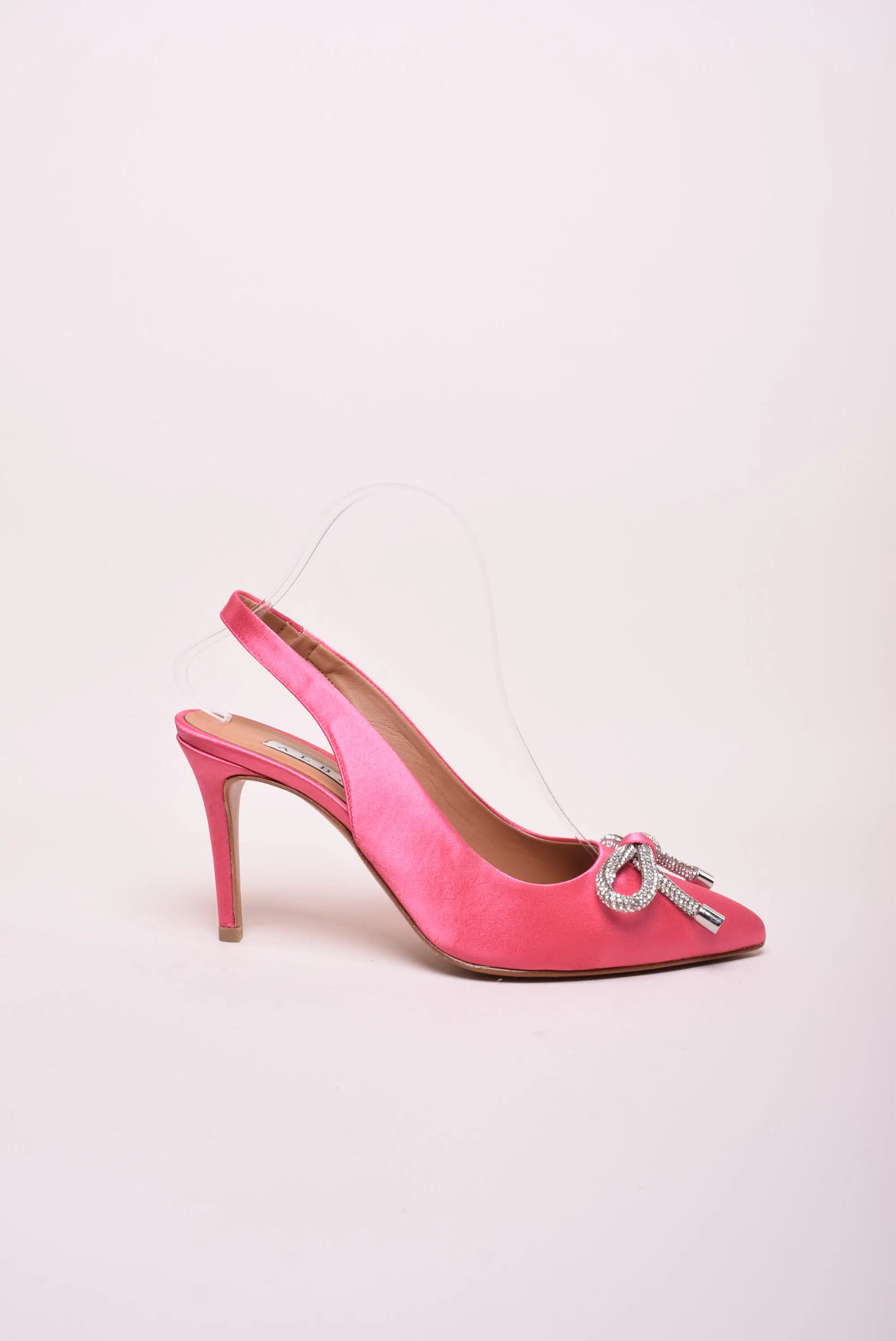 Pantofi dama stiletto cu pietricele, decupati in spate