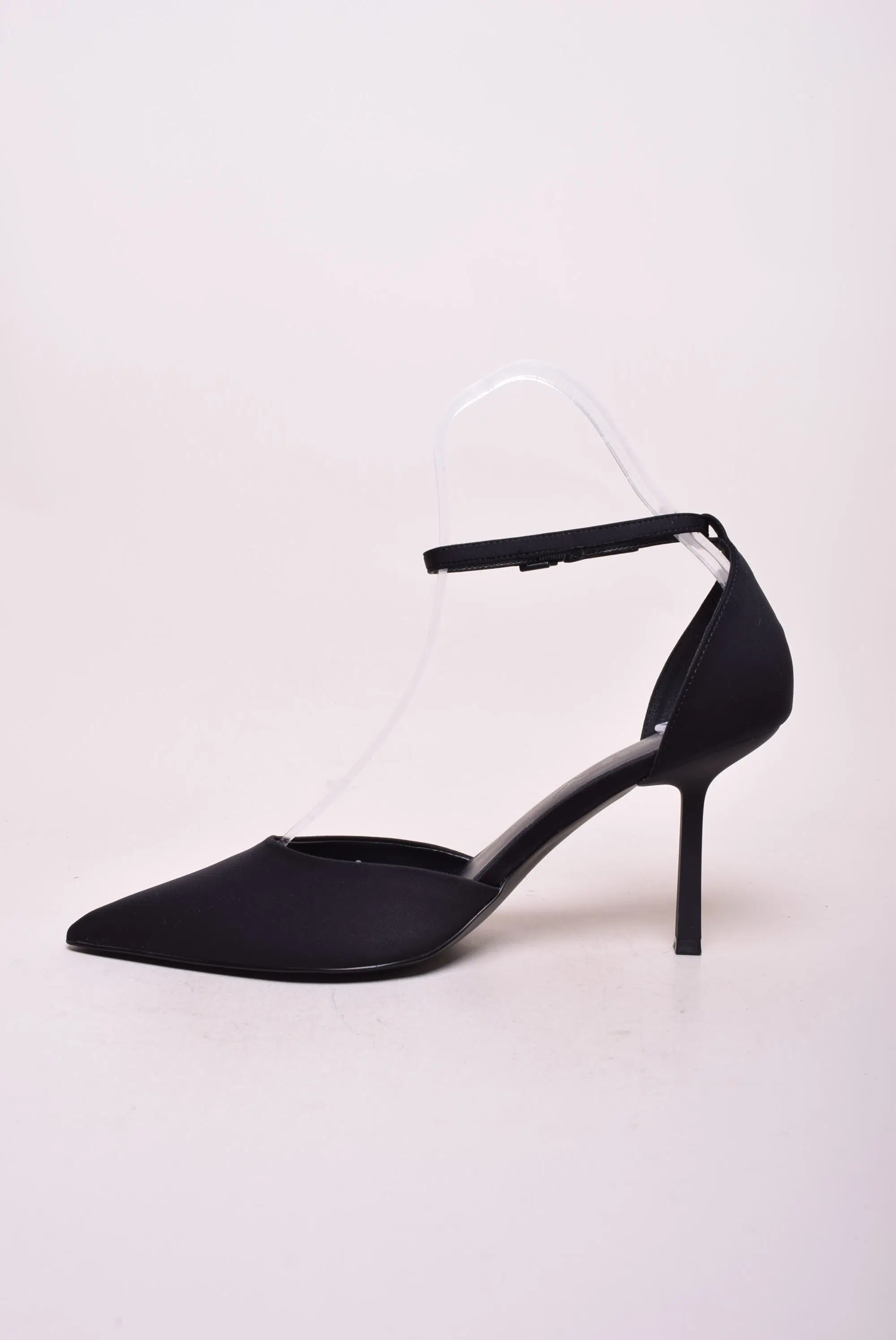 Pantofi dama stiletto decupati [4]