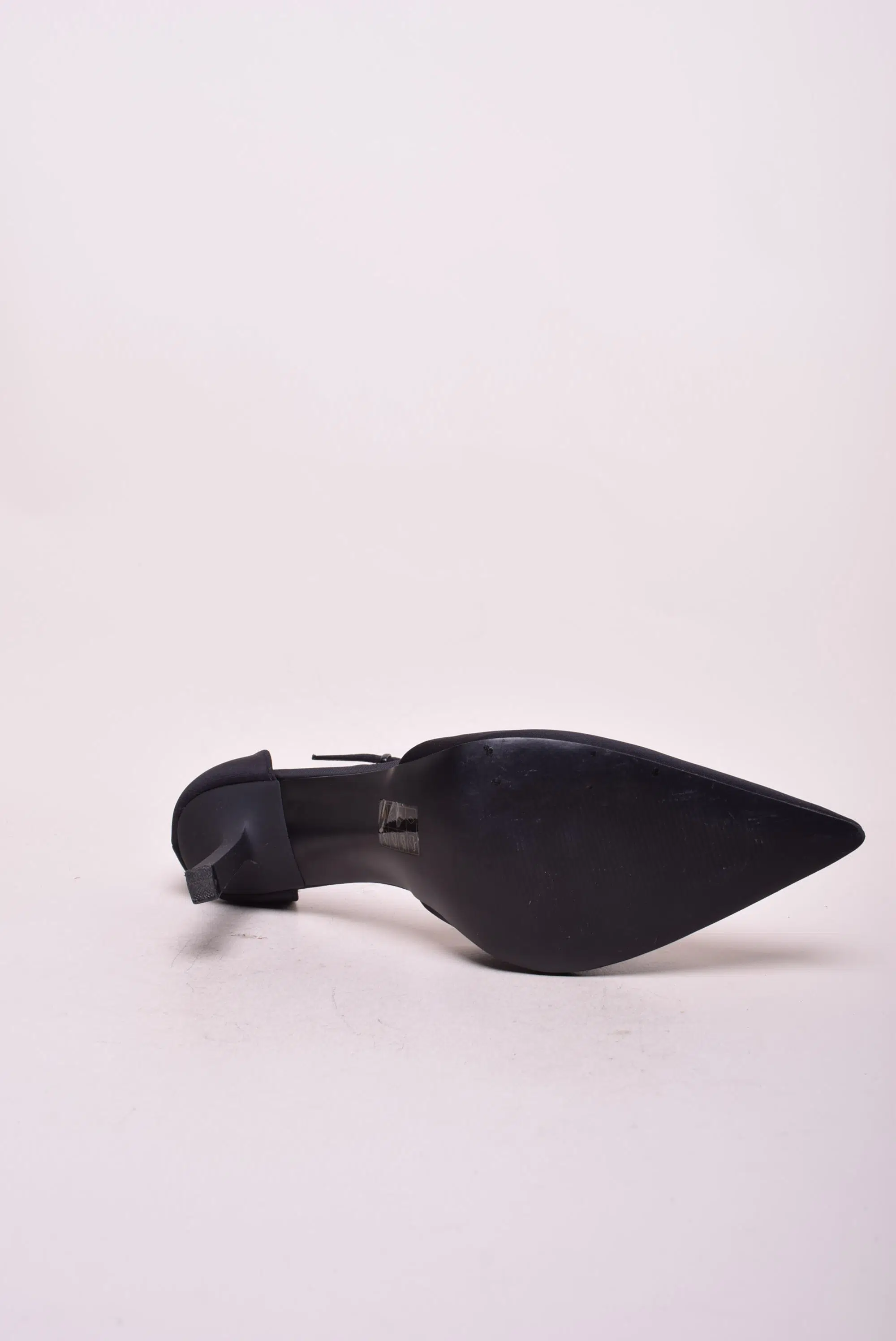 Pantofi dama stiletto decupati [2]