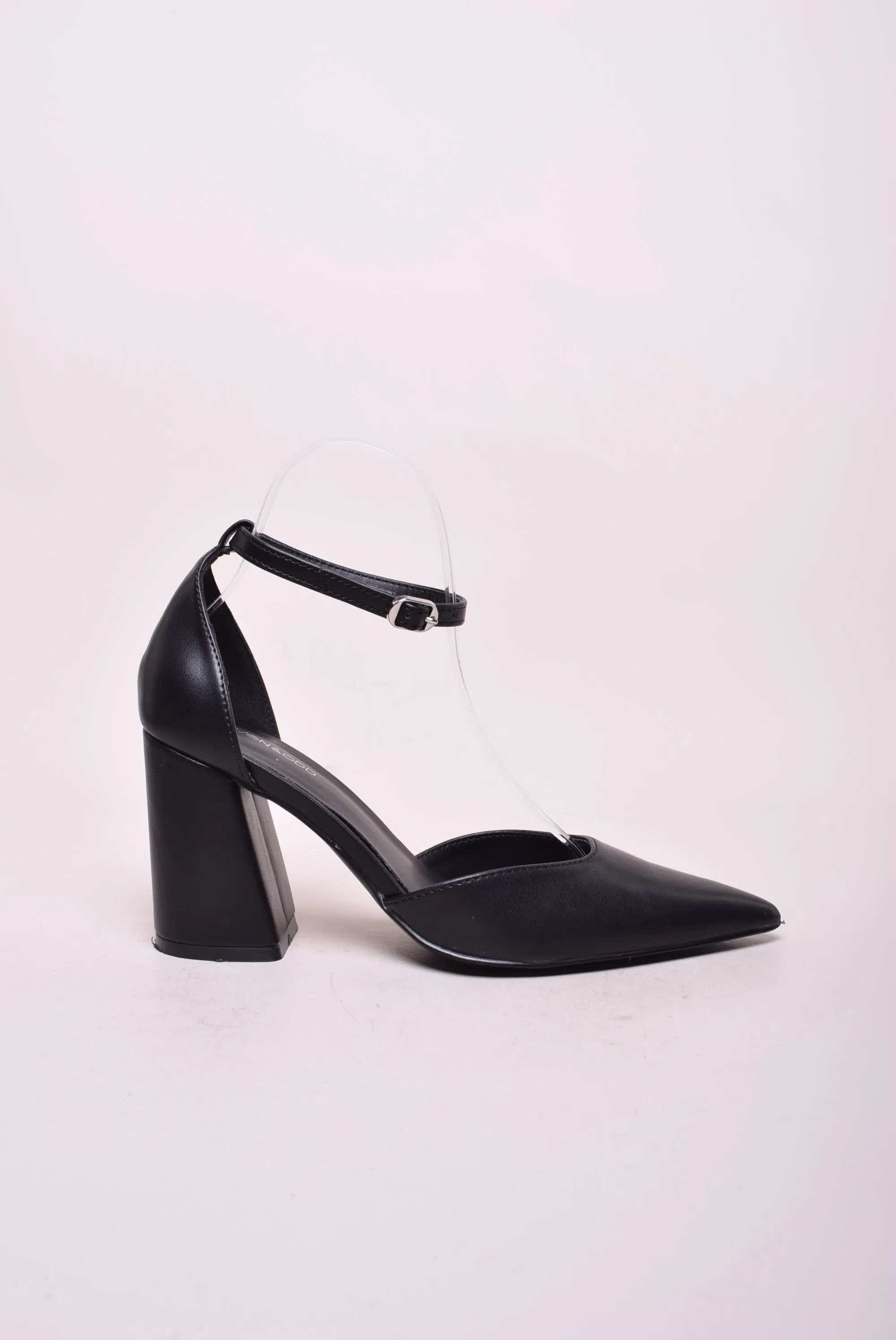 Pantofi dama stiletto decupati