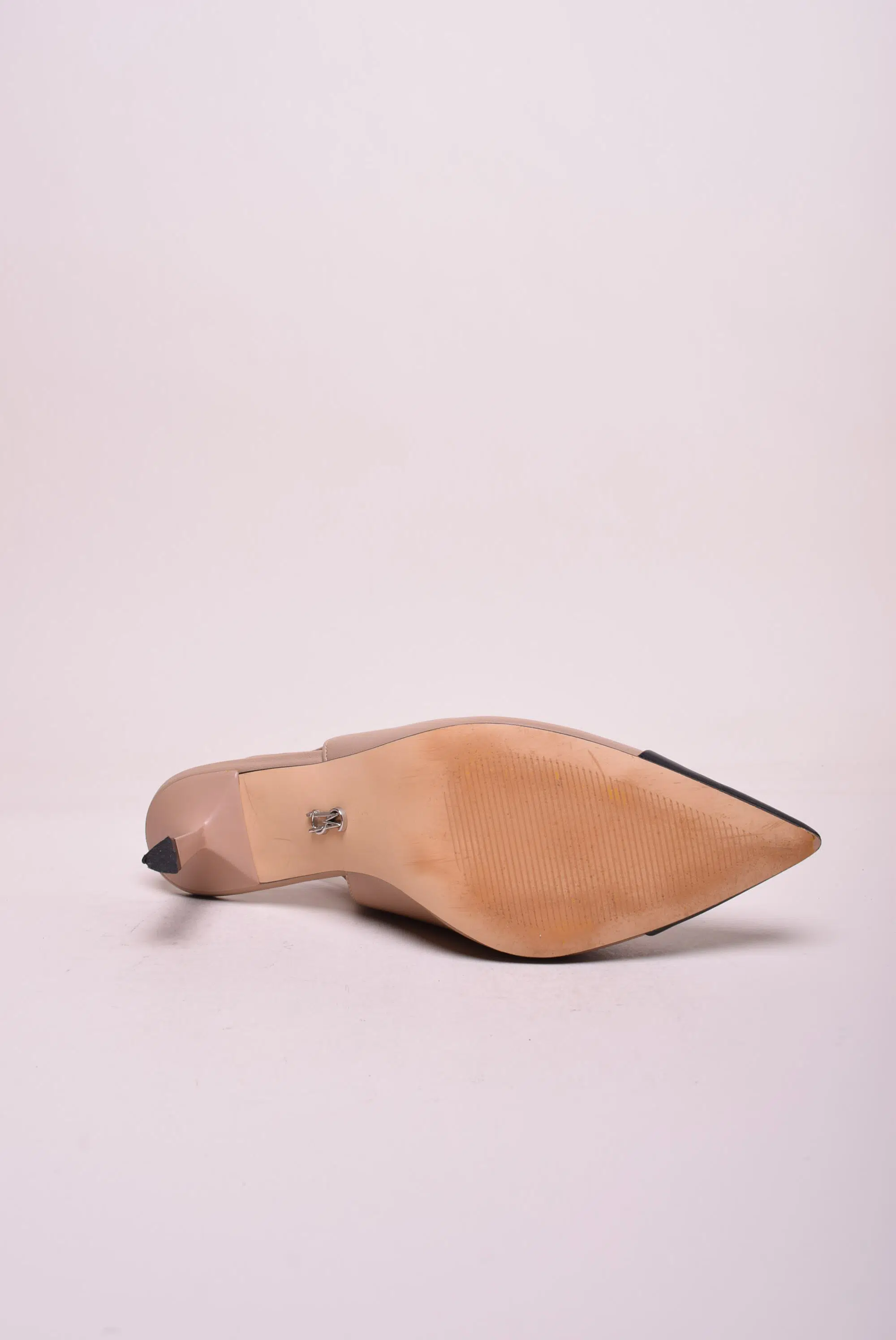 Pantofi dama stiletto decupati in spate [2]