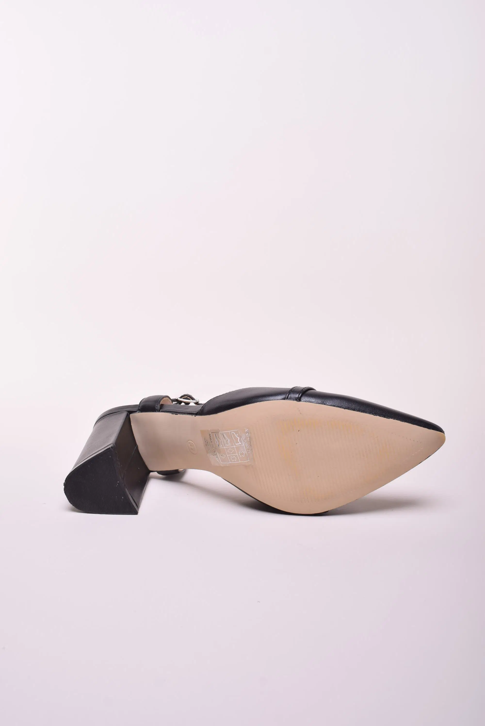 Pantofi dama stiletto decupati in spate [2]