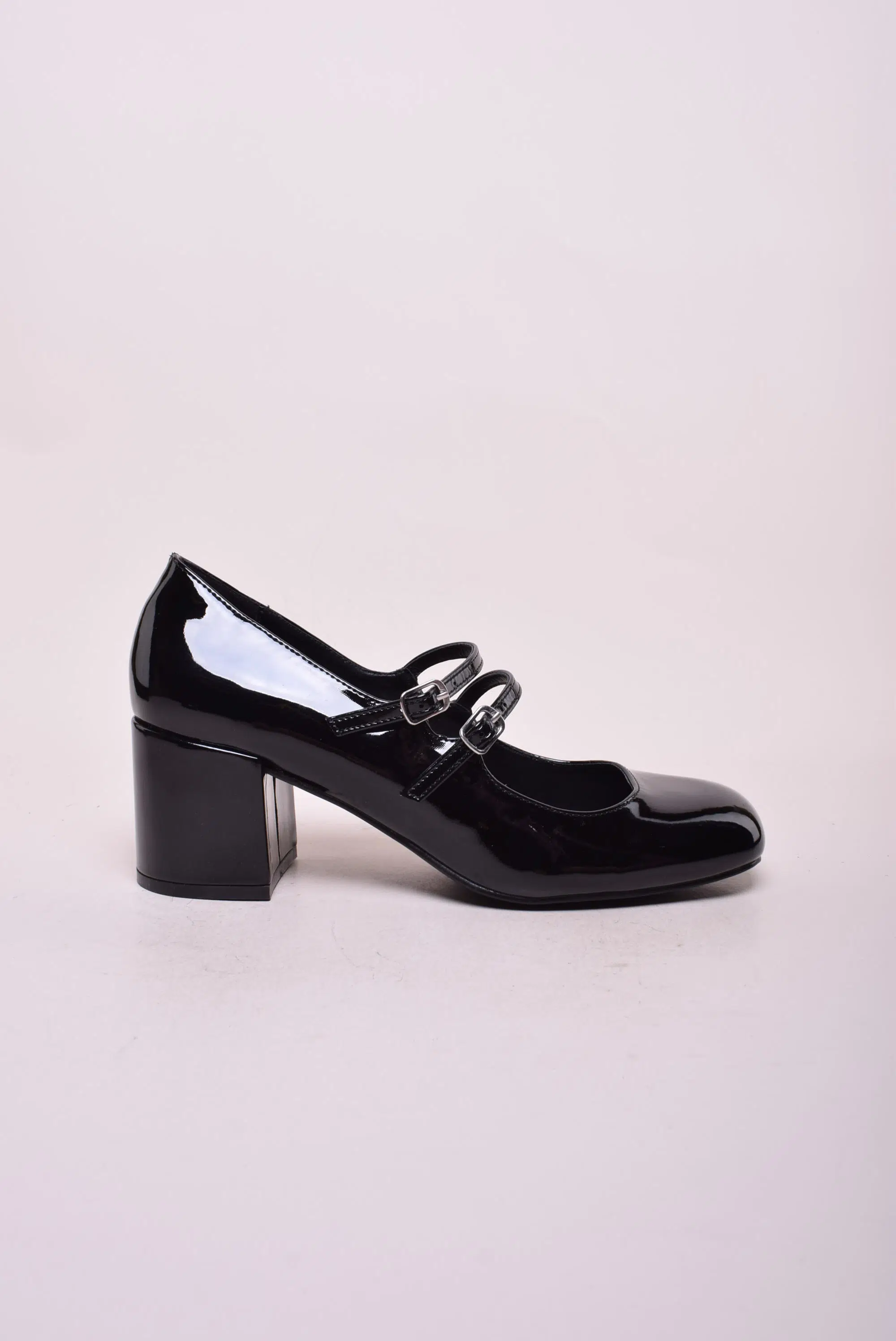Pantofi dama Vegan, lacuiti