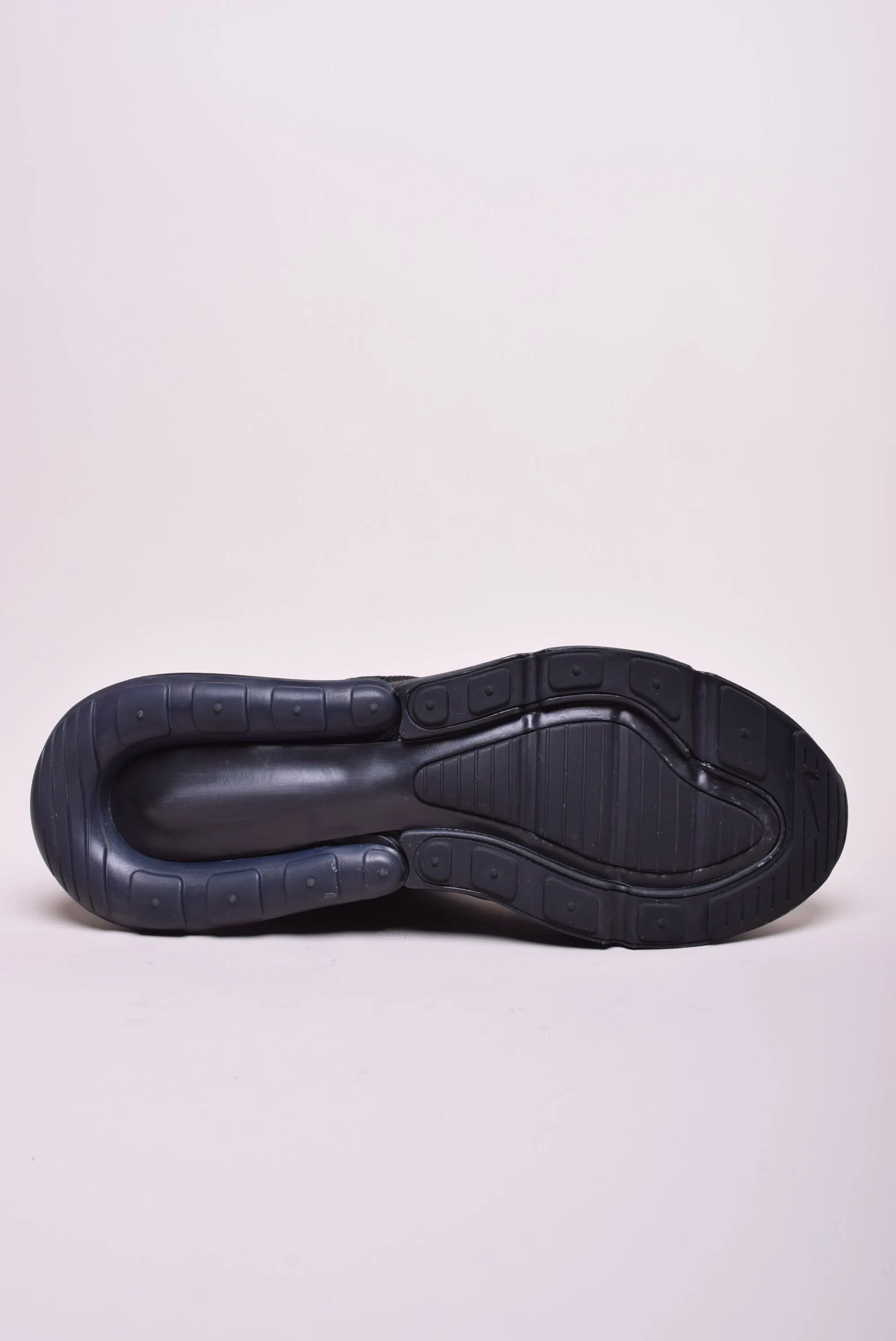 Pantofi sport barbati Air Max 270 [2]