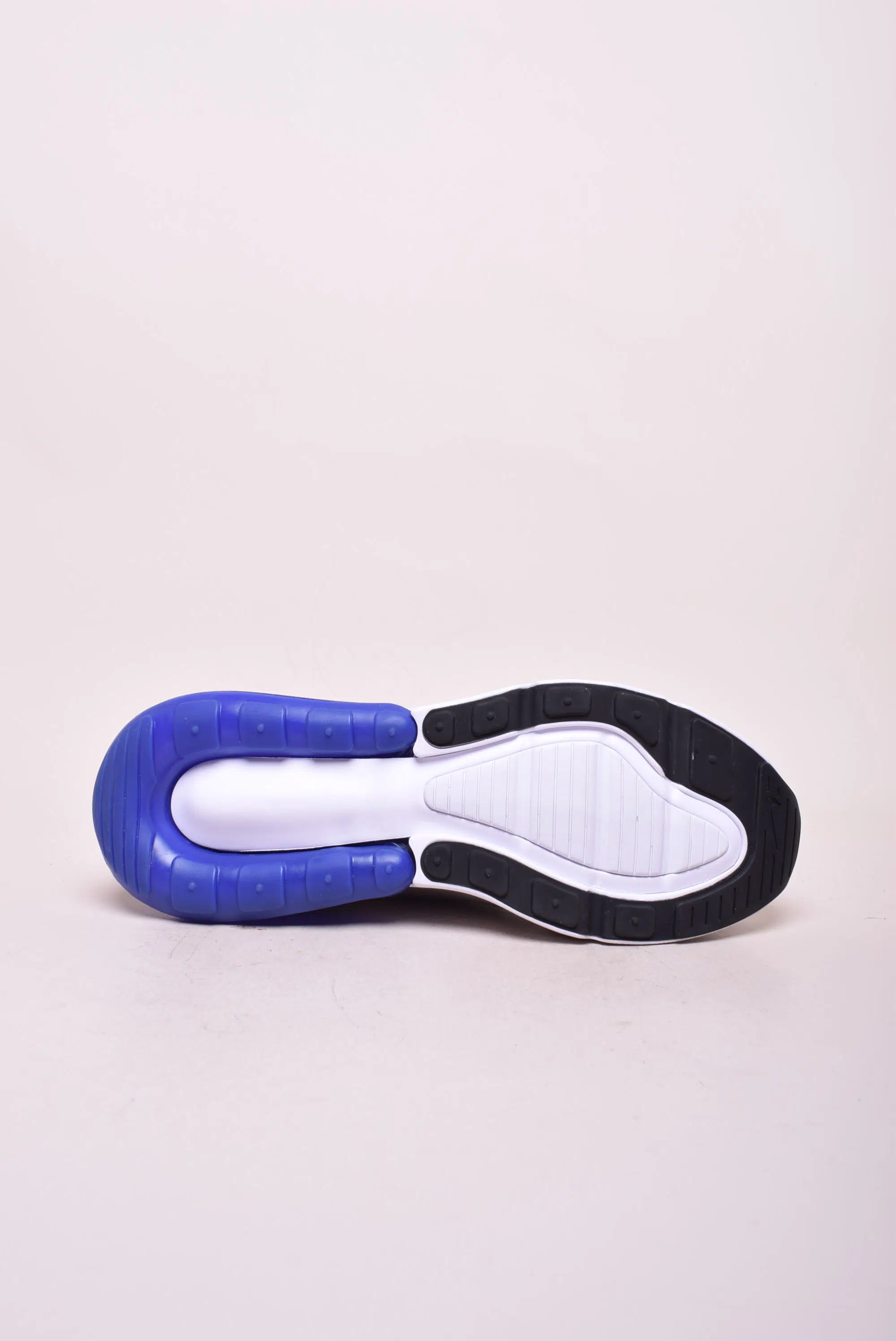 Pantofi sport barbati Air Max 270 [2]