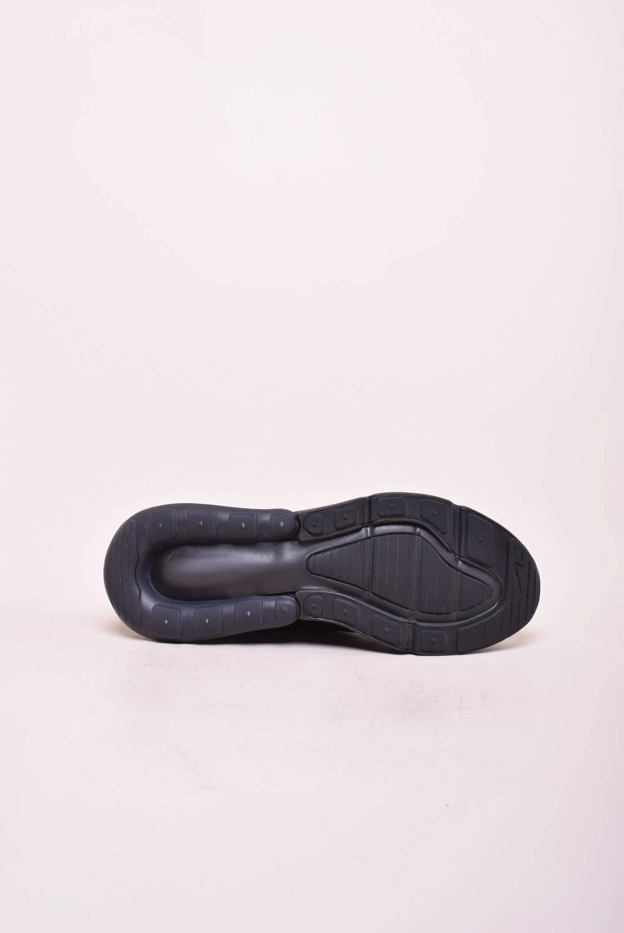 Pantofi sport barbati Air Max 270 [2]