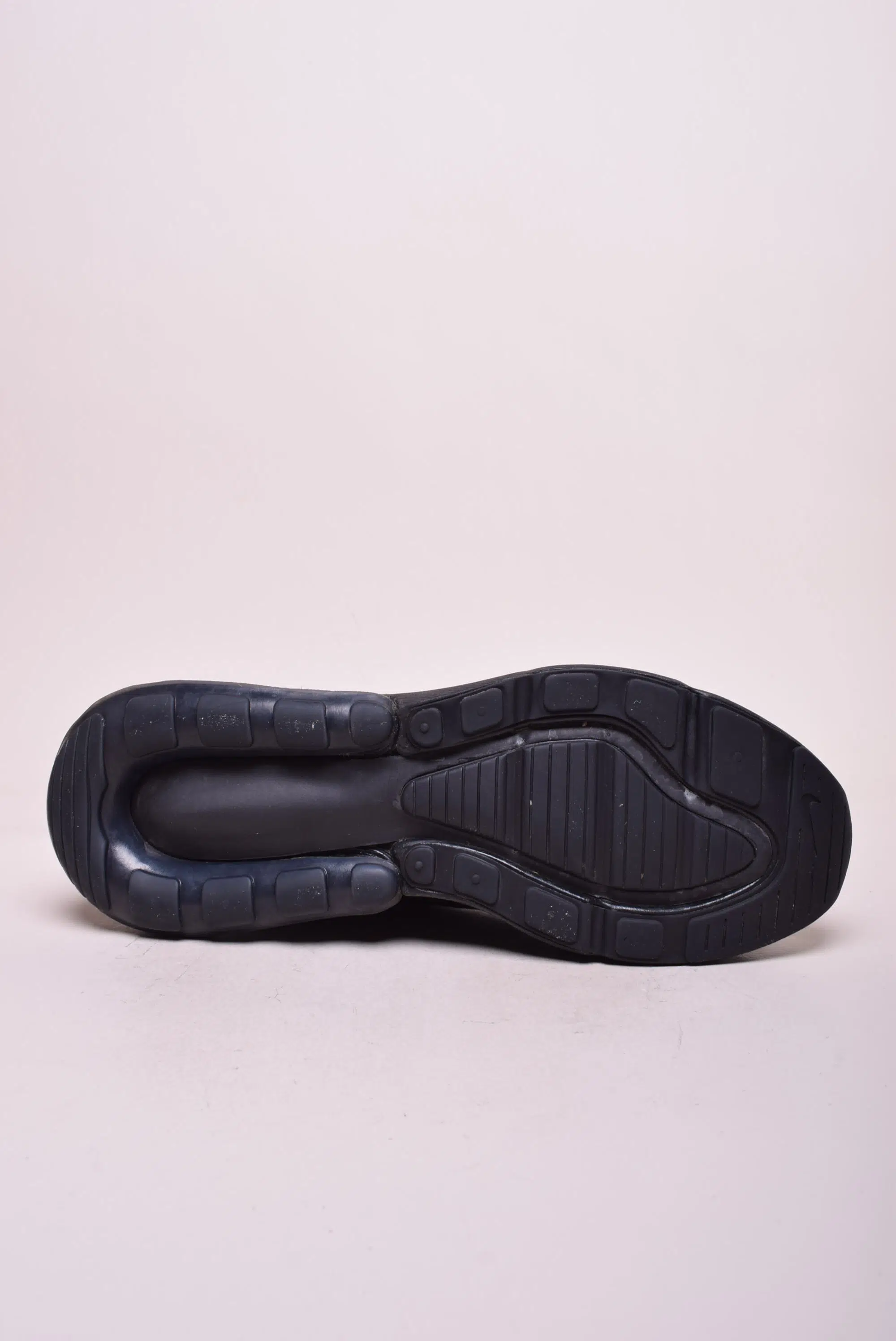 Pantofi sport barbati Air Max 270 [2]