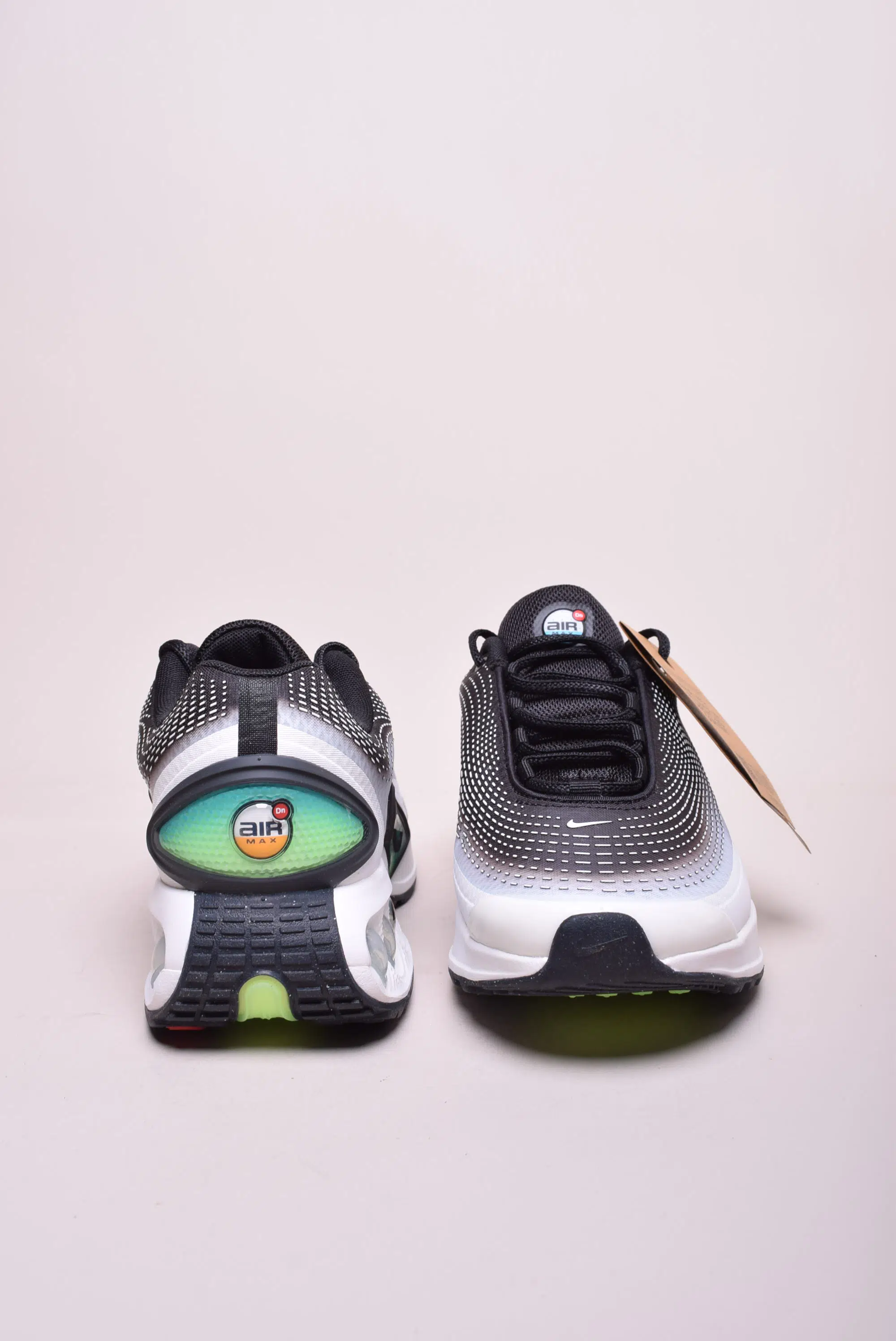 Pantofi sport barbati Air Max DN [3]