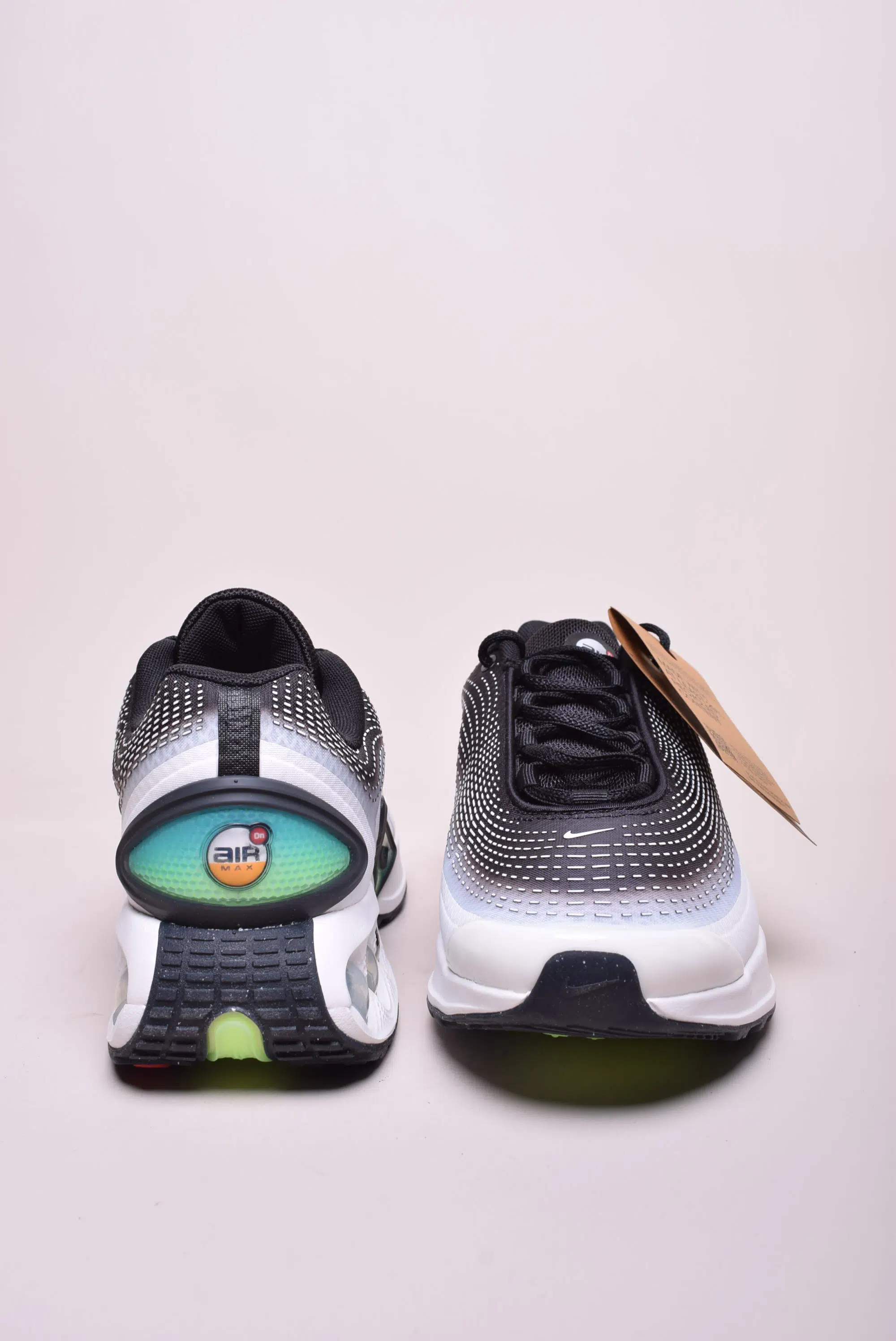 Pantofi sport barbati Air Max DN [3]