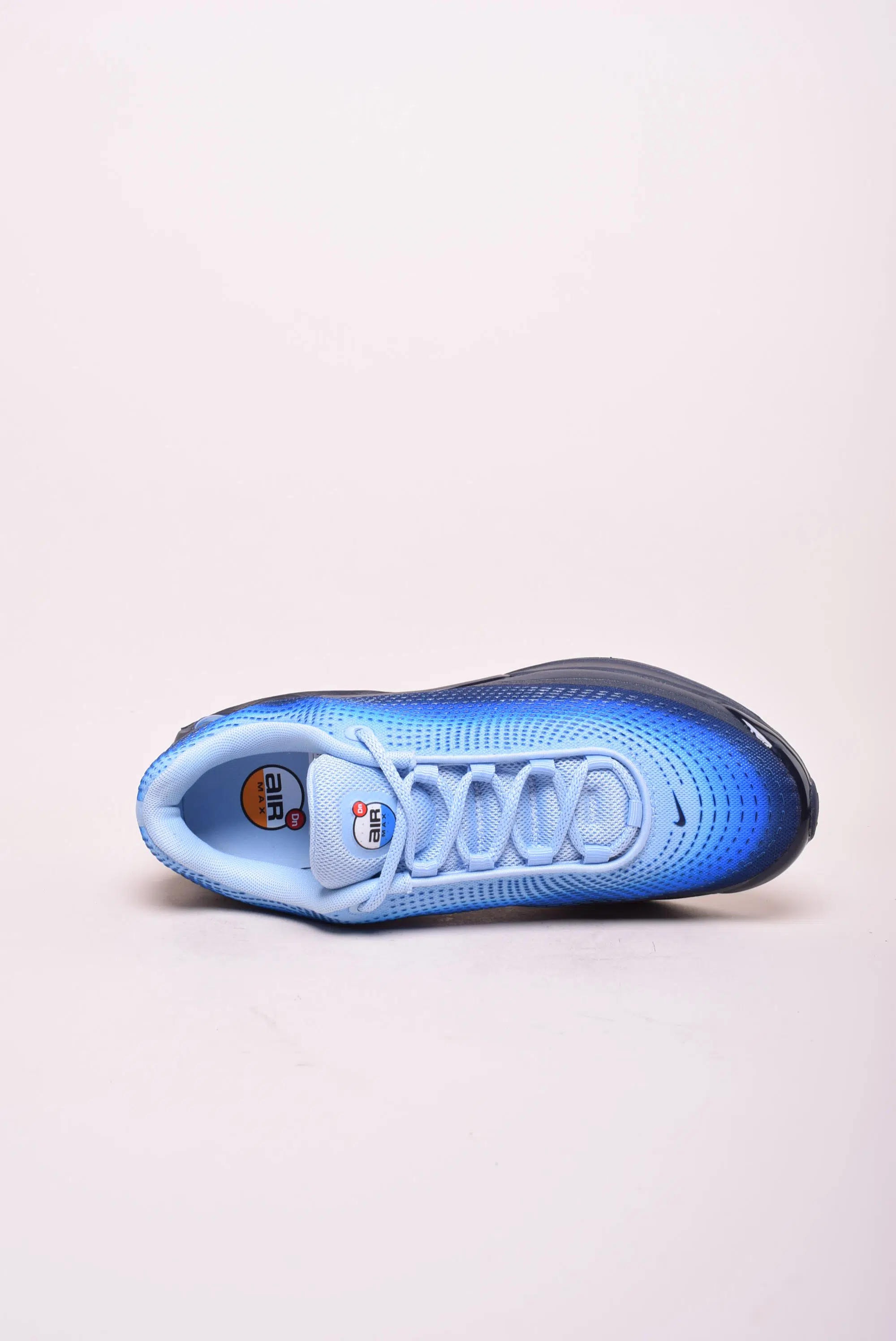 Pantofi sport barbati Air Max DN [4]