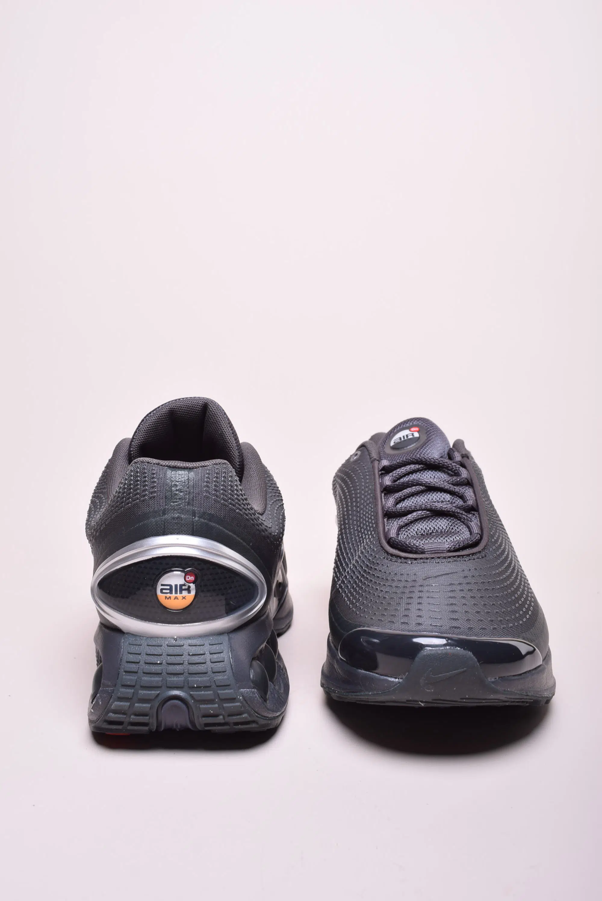 Pantofi sport barbati Air Max DN [3]