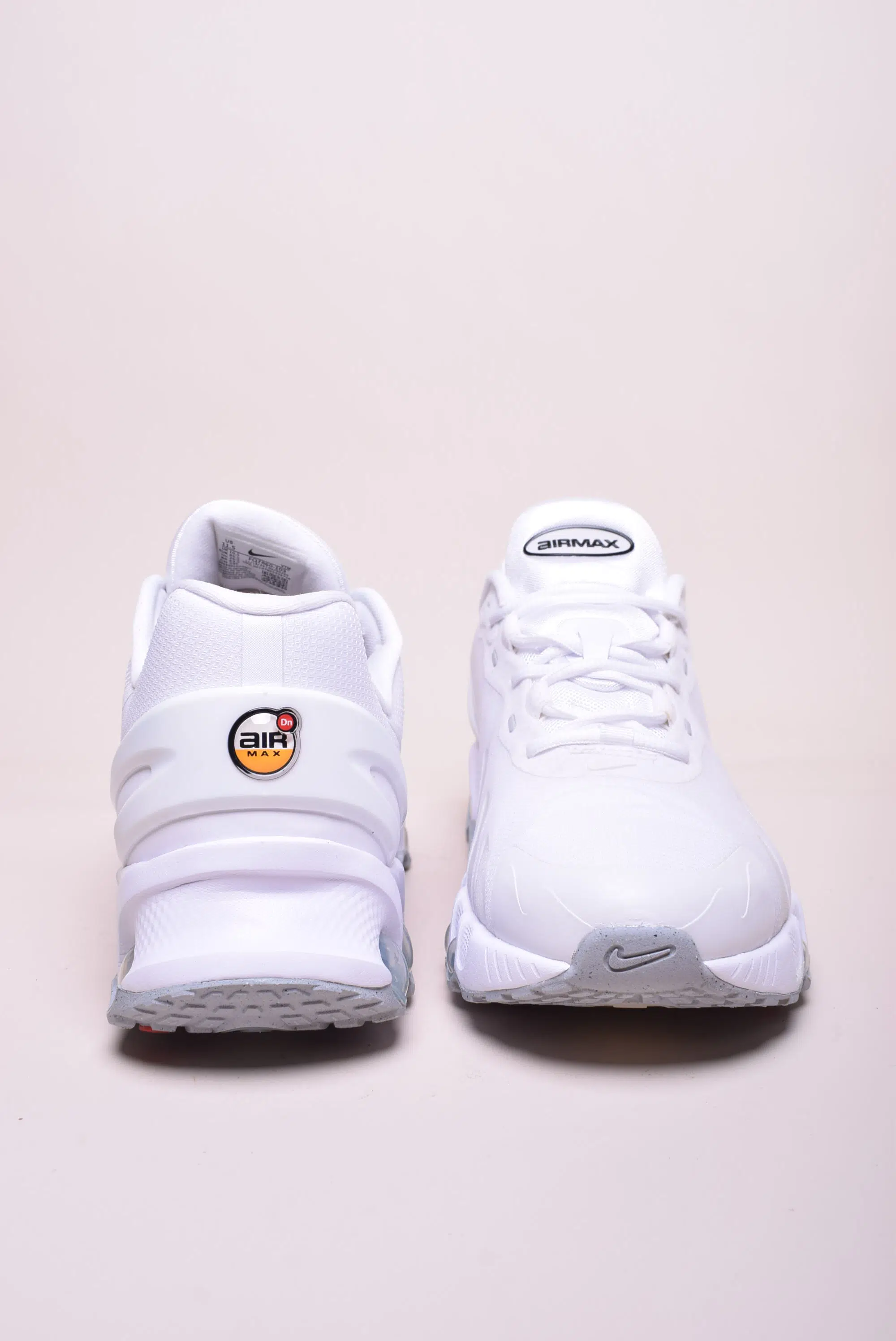 Pantofi sport barbati Air Max DN8 [3]