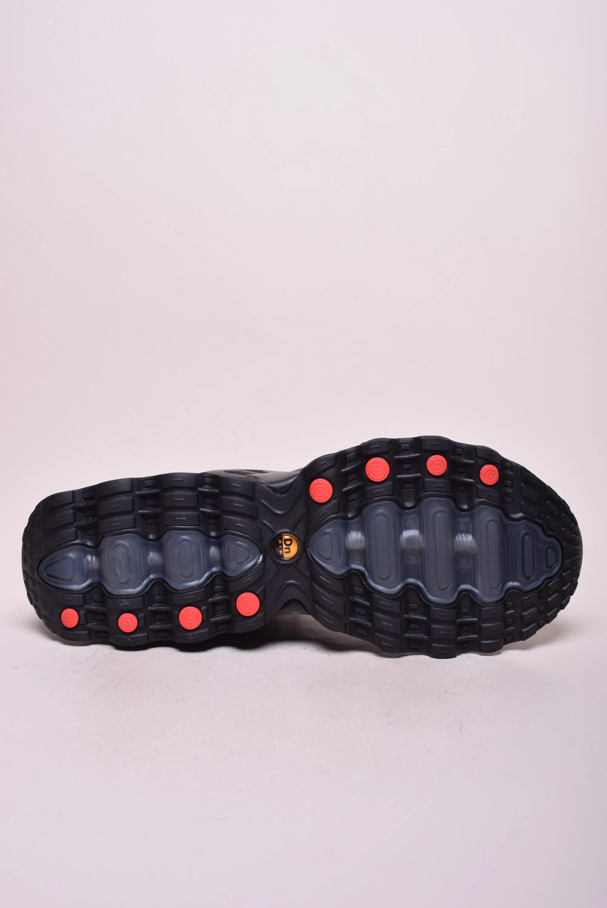 Pantofi sport barbati Air Max DN8 [2]