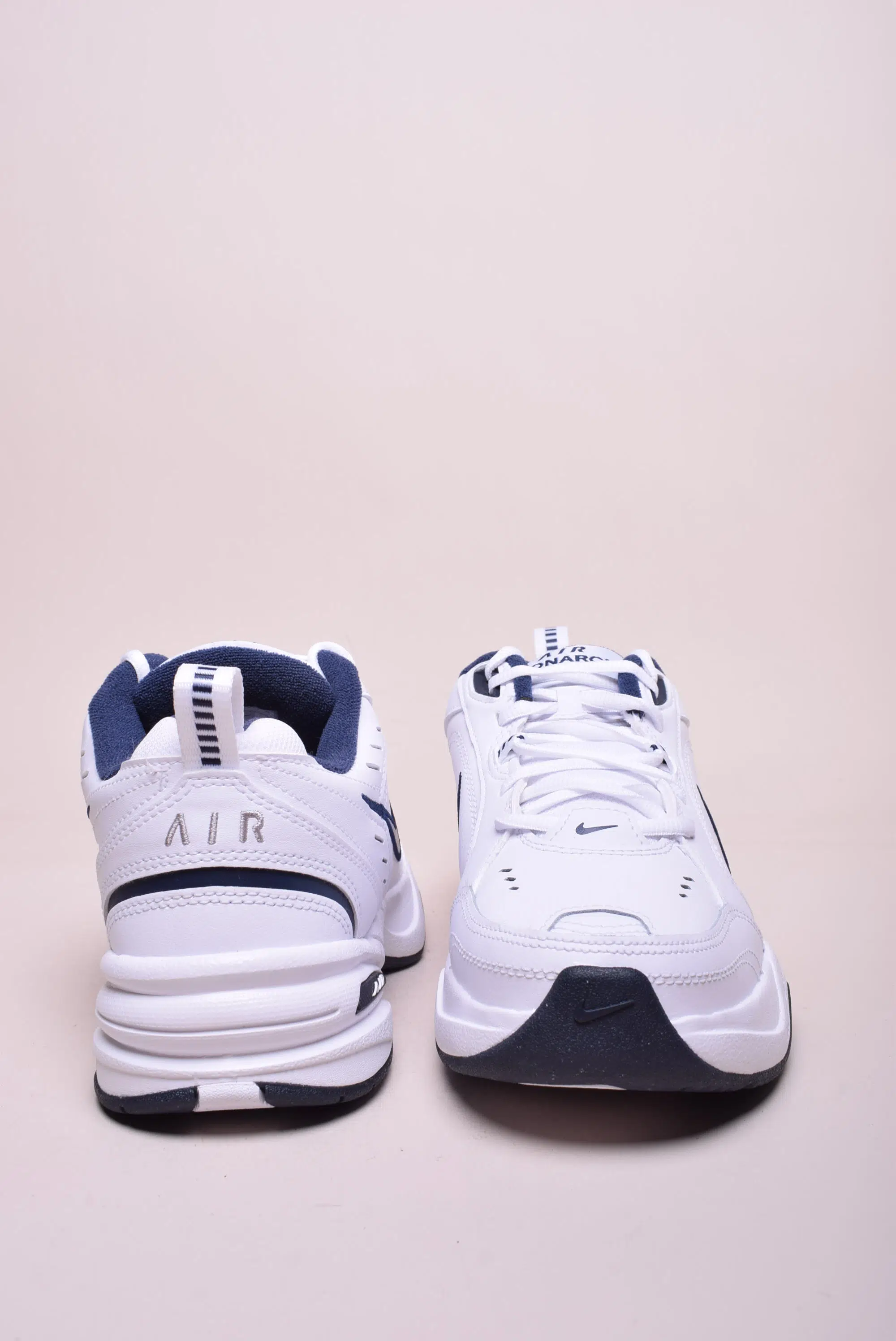 Pantofi sport barbati Air Monarch [3]